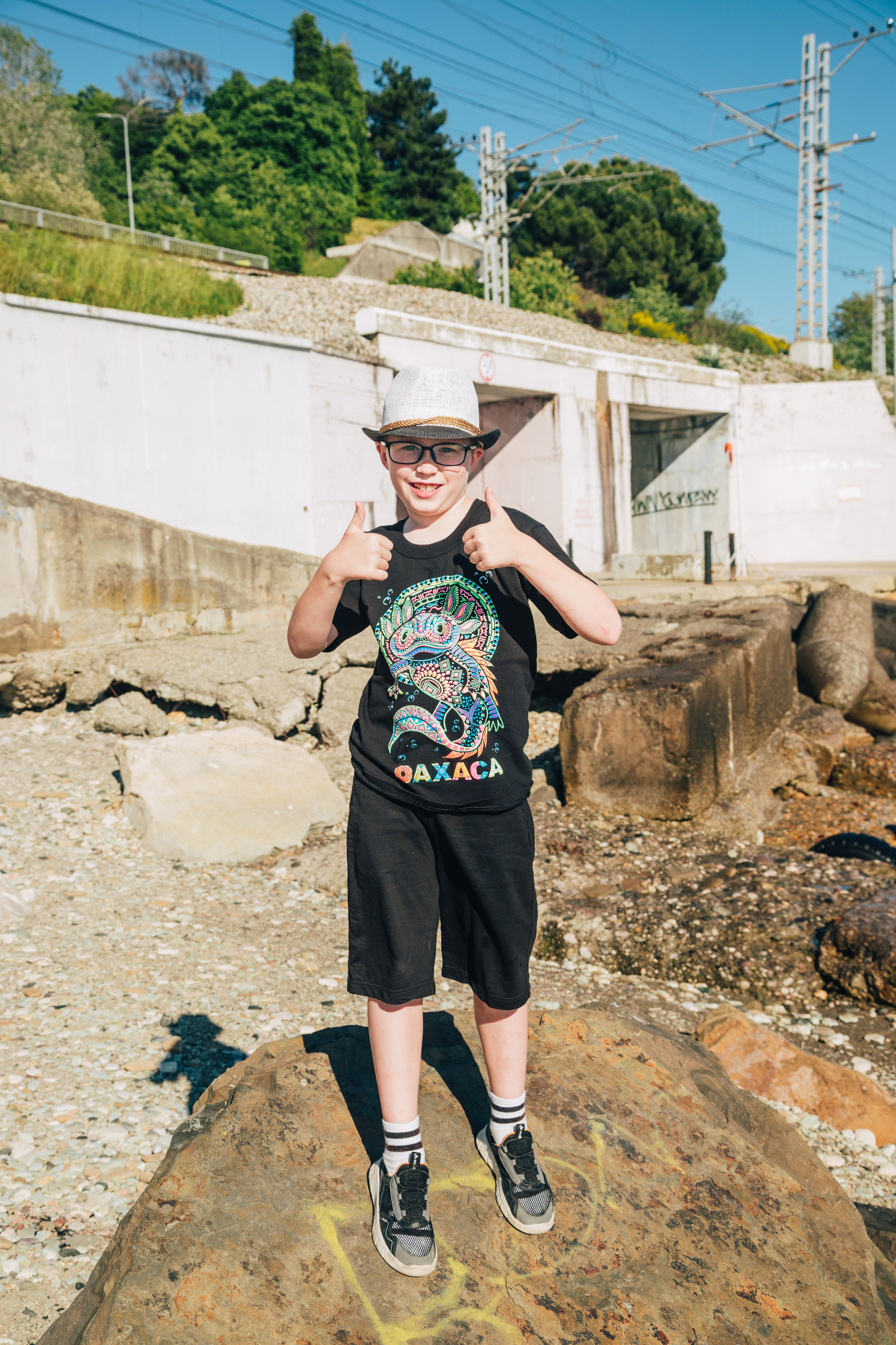 Наташа с детками на Красном Штурме (Сочи. Май 2025 г.). Фотограф Сочи, Адлер, Красная Поляна — Вероника Радченко