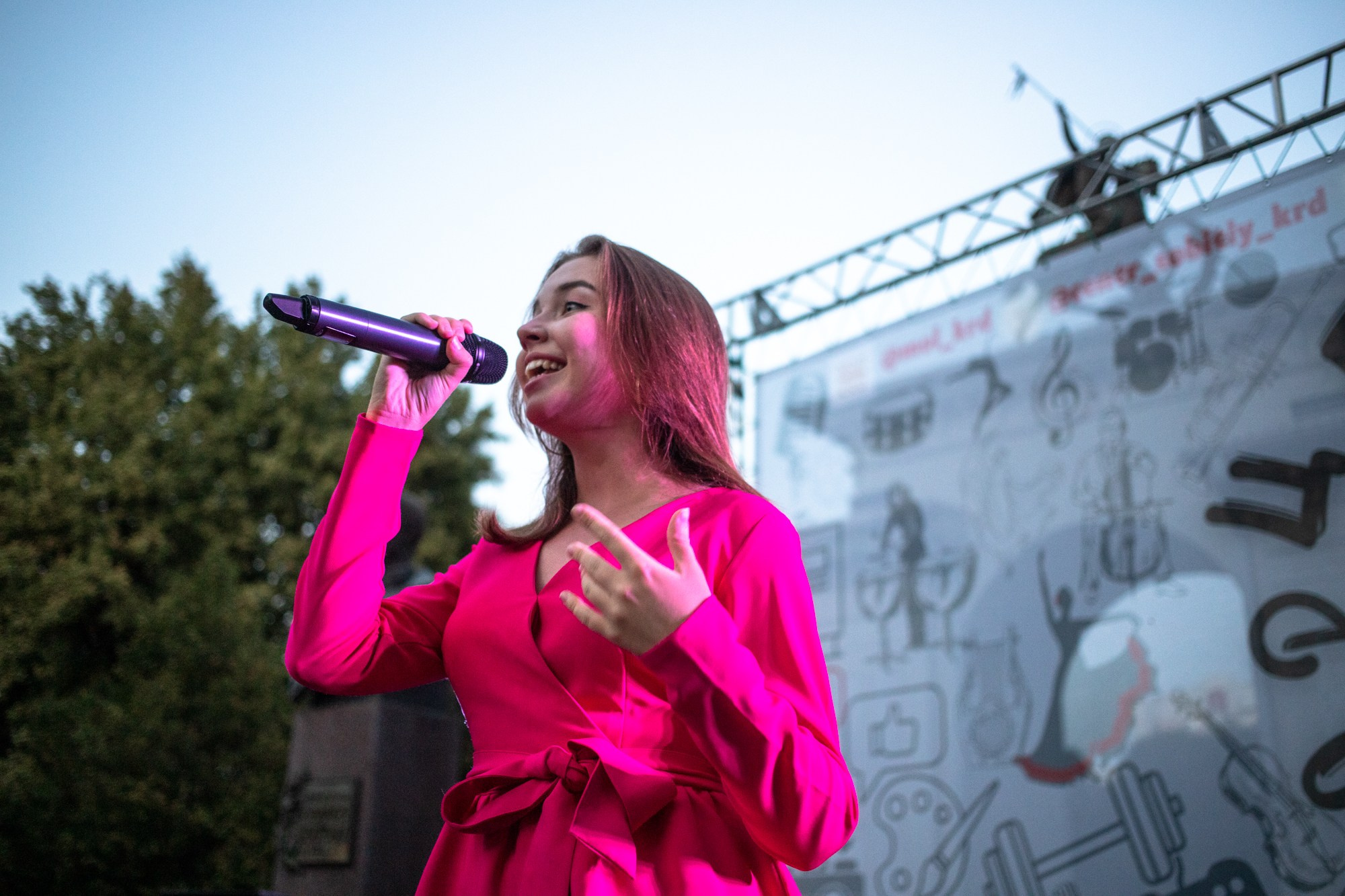 Закрытие летнего фестиваля «УФ». Репортажный, промышленный и маркетплейс-фотограф Дмитрий Чернат