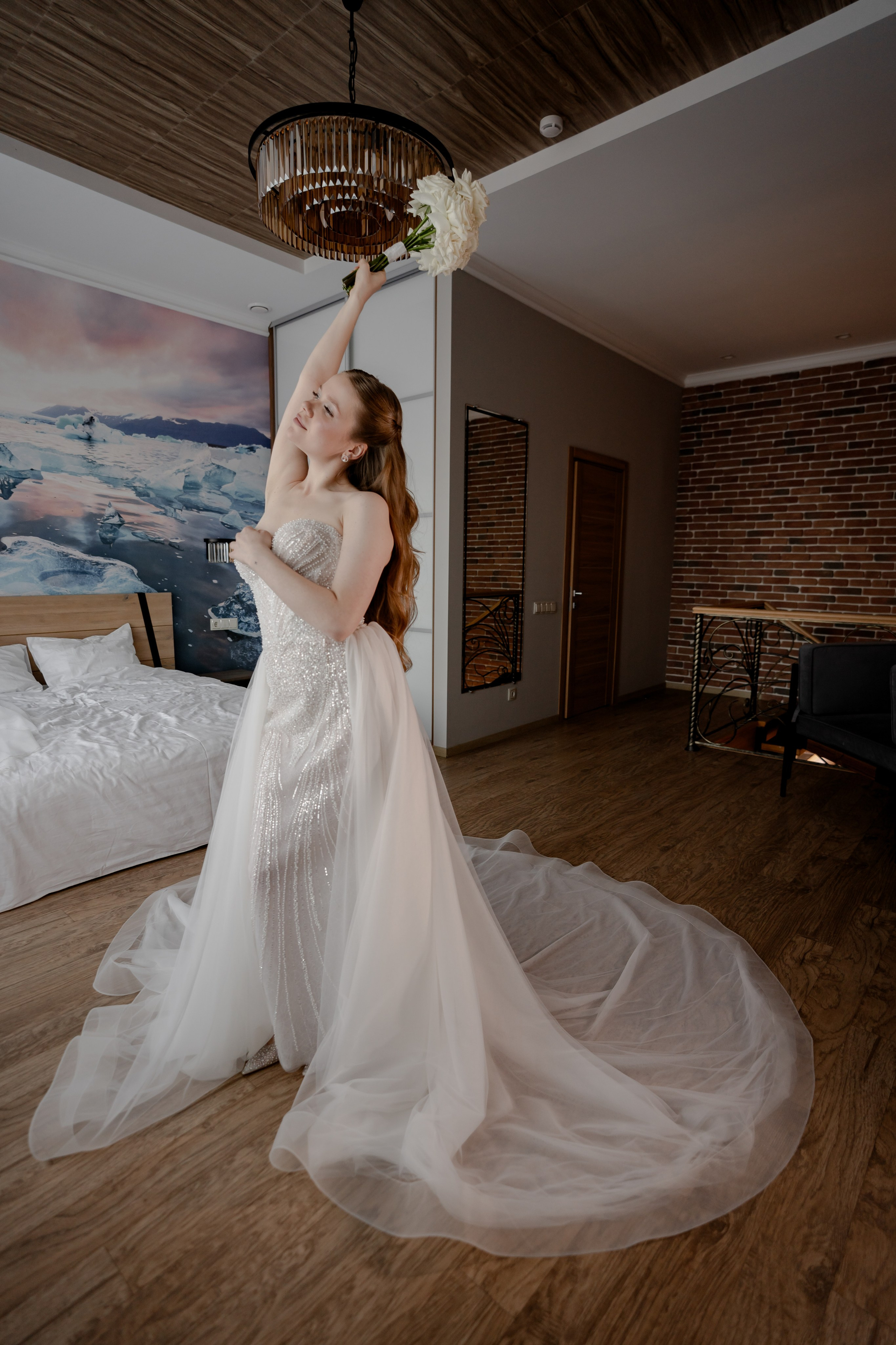 СВАДЕБНАЯ СЬЕМКА СБОРОВ В ОТЕЛЕ И ВЫЕЗД НА ЦЕРЕМОНИЮ (СНЯТО В СИБИРЕ В НИЖНЕВАРТОВСКЕ). Профессиональный фотограф, Санкт-Петербург — Виктория Богомолова