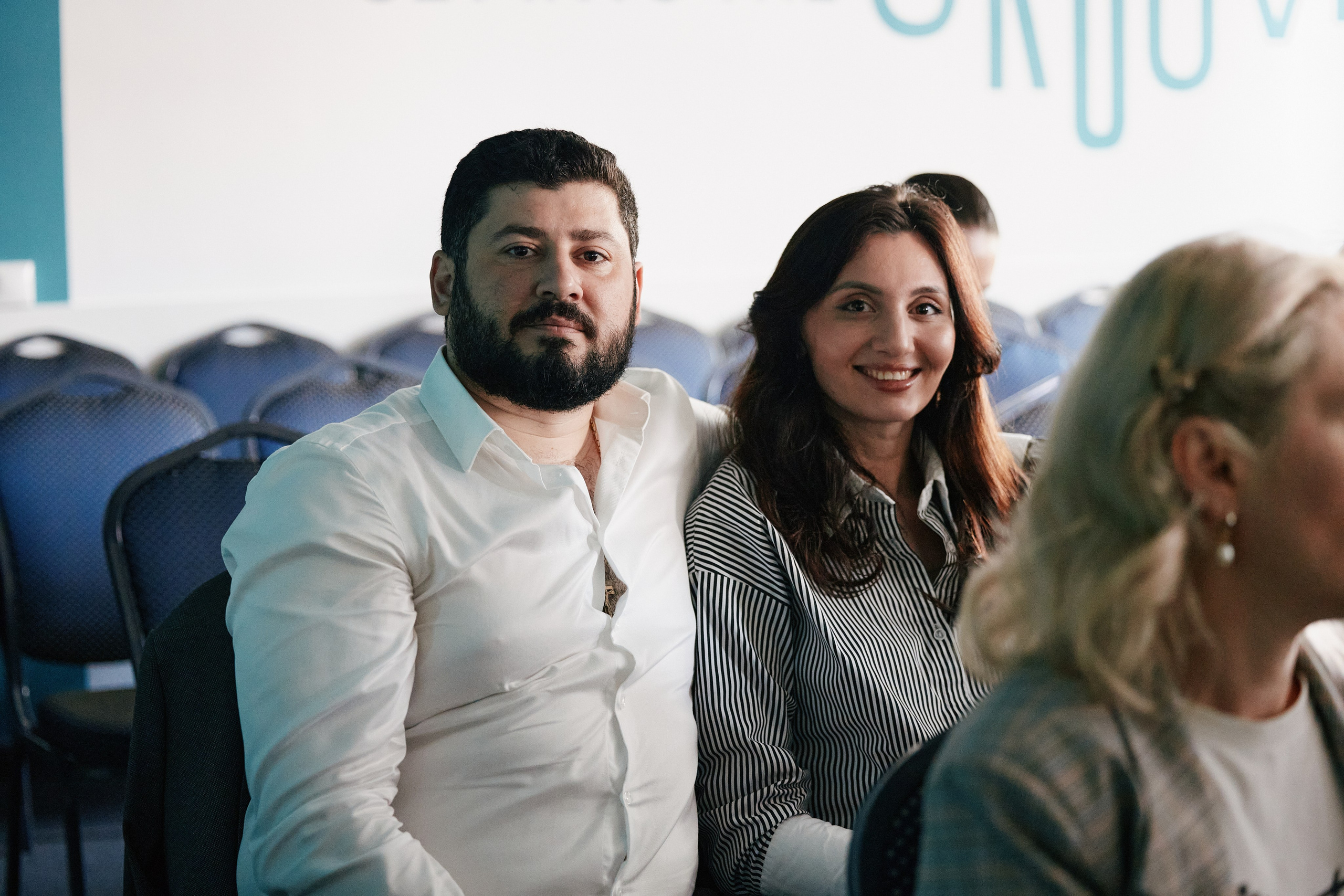 Презентация MR Group в ibis 23.04. Свадебный репортажный фотограф краснодар максим дремов дрёмов фотосессия студия цена