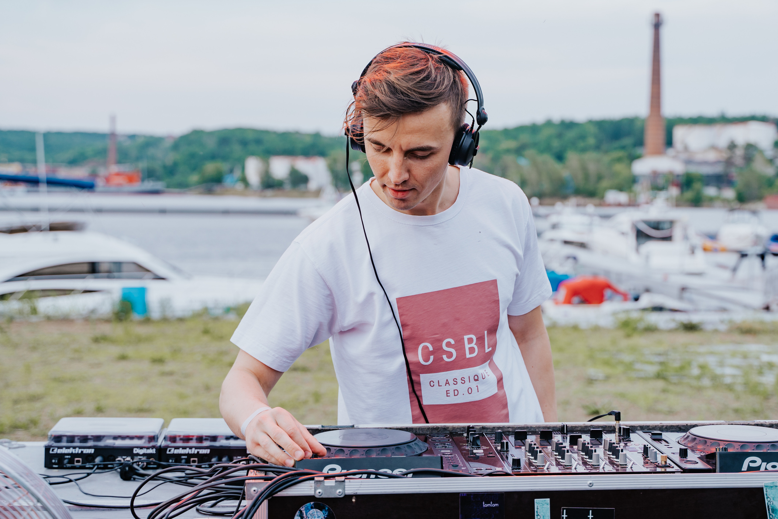 ILLEGAL FRIENDS. Фотограф Хабаровск