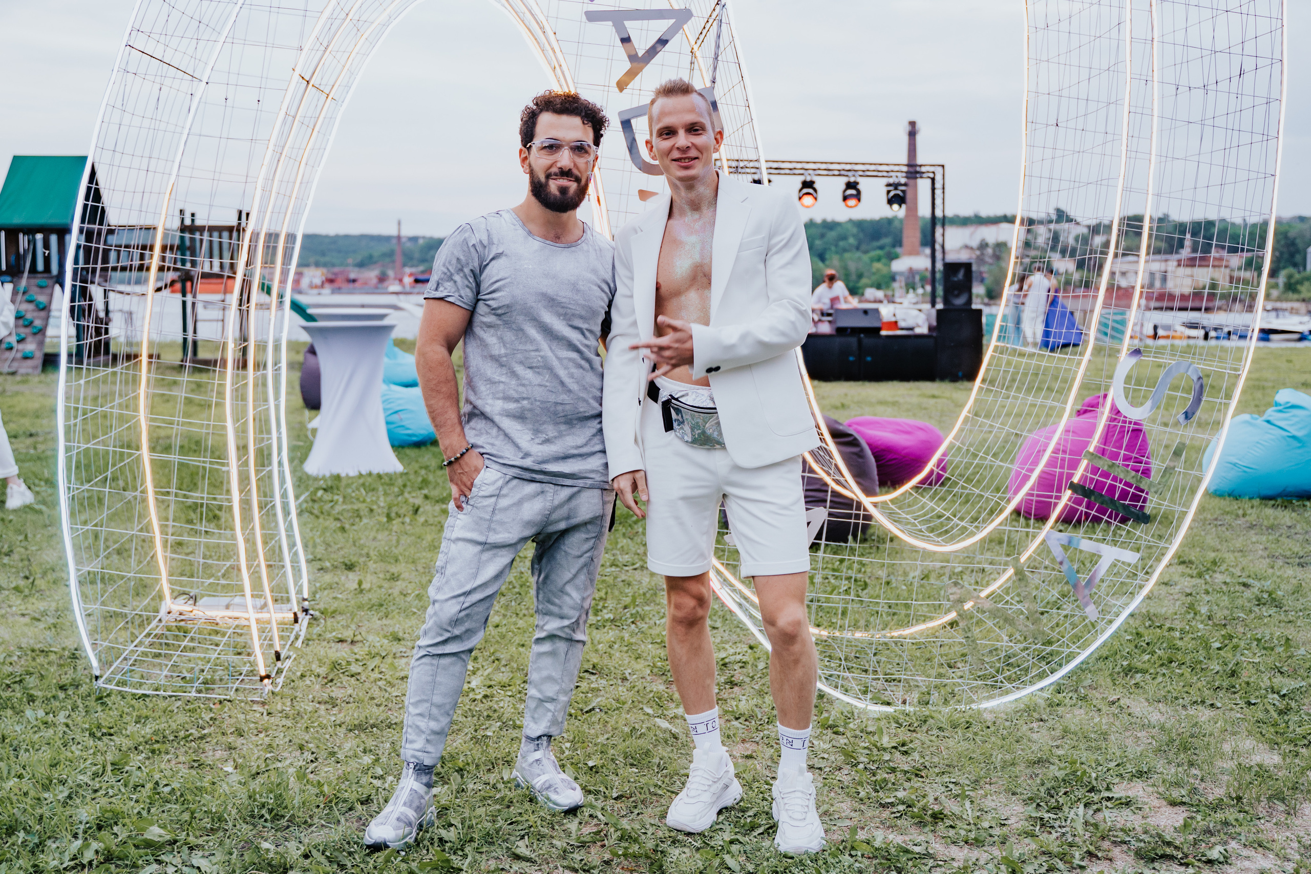 ILLEGAL FRIENDS. Фотограф Хабаровск