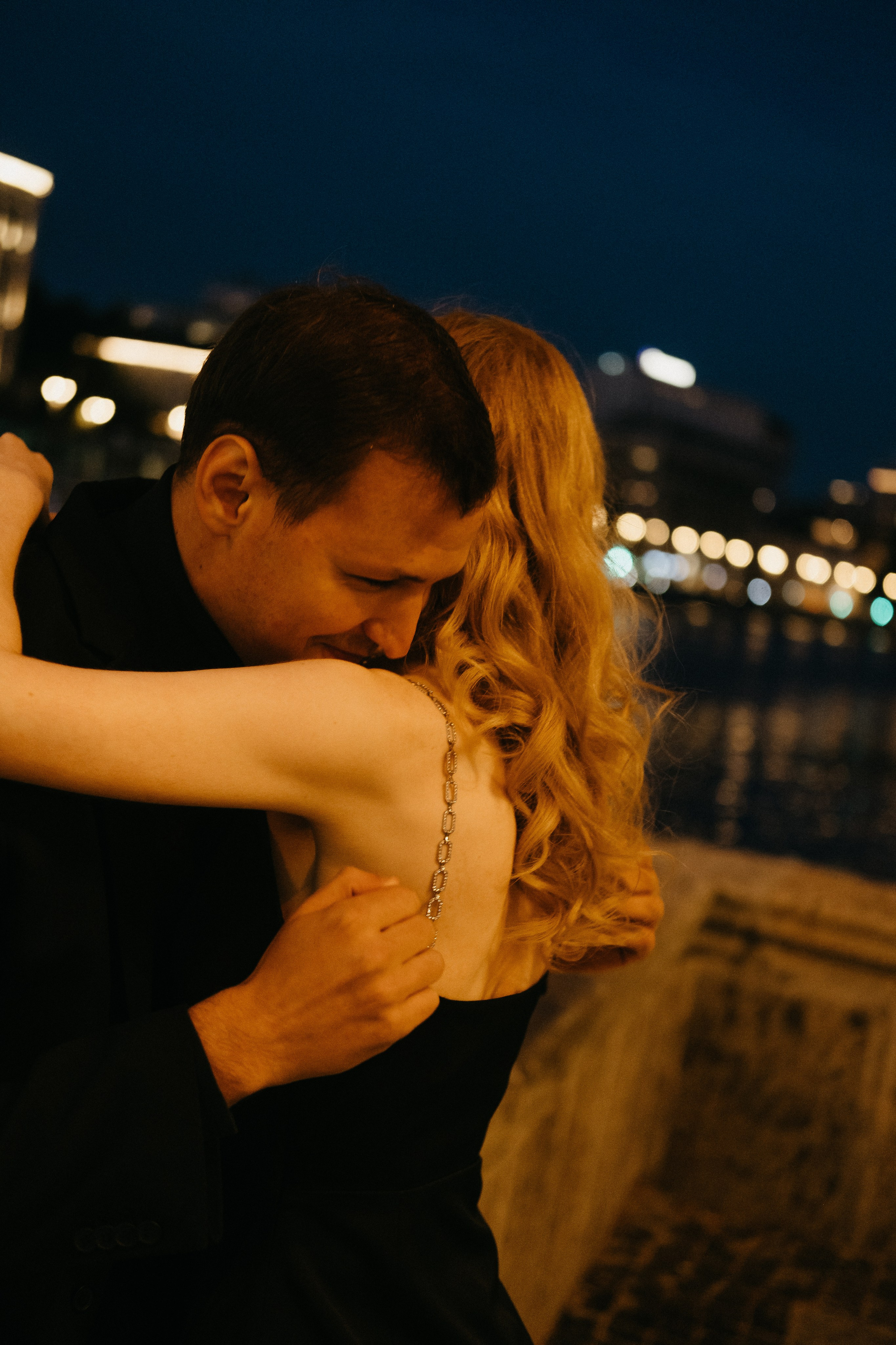 По ночному городу. Свадебный фотограф Александра Тюлякова