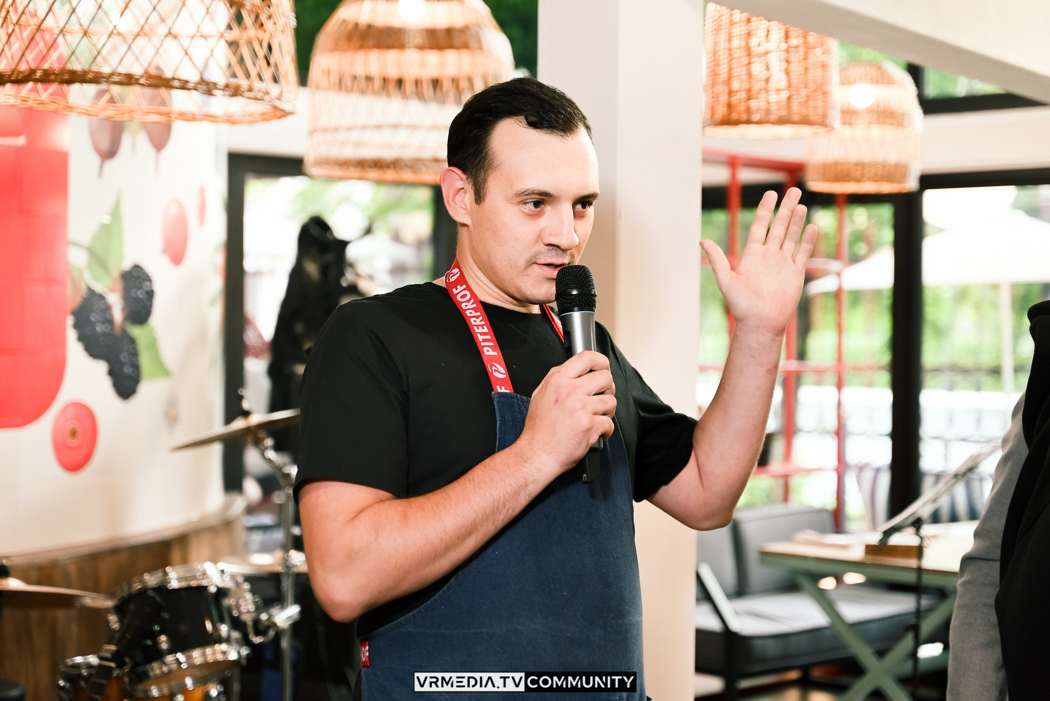 Ресторан «Volna»: Открытия летней веранды «Хочу на дачу»