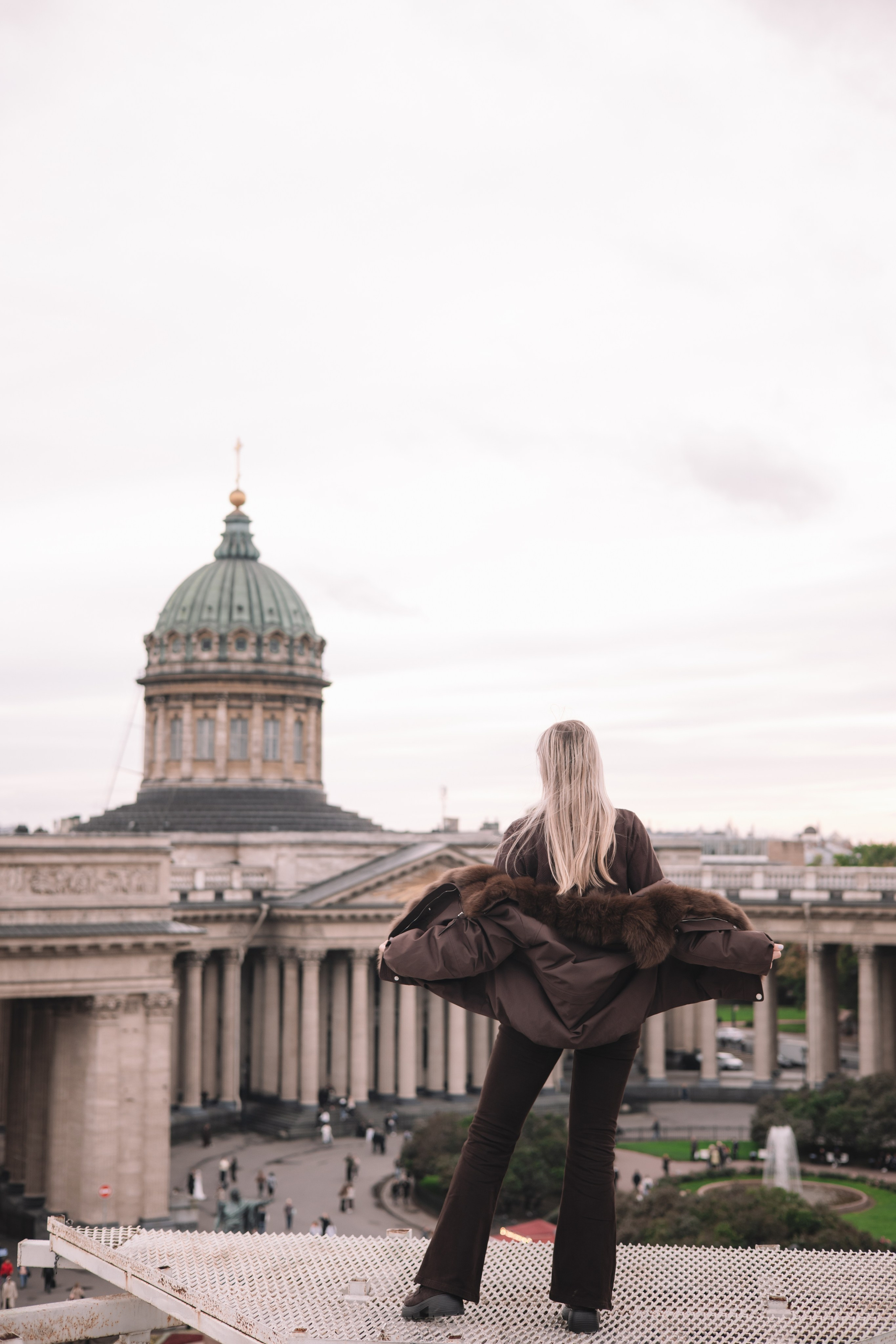 Крыша. Семейный фотограф в Санкт-Петербурге. Запечатление мгновений и ярких воспоминаний в Вашей жизни