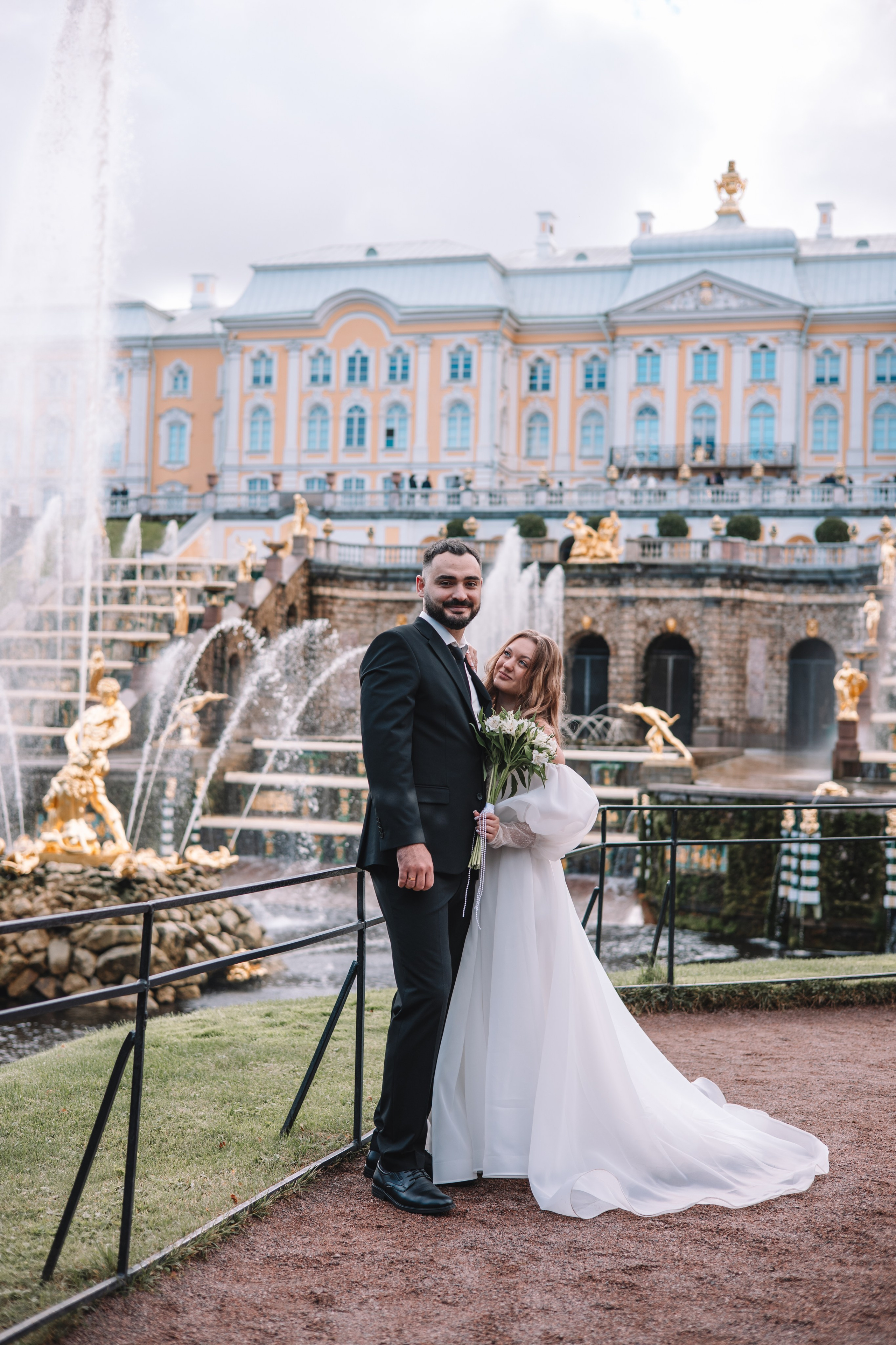 Сергей+Александра|Петергоф. Семейный фотограф в Санкт-Петербурге. Запечатление мгновений и ярких воспоминаний в Вашей жизни