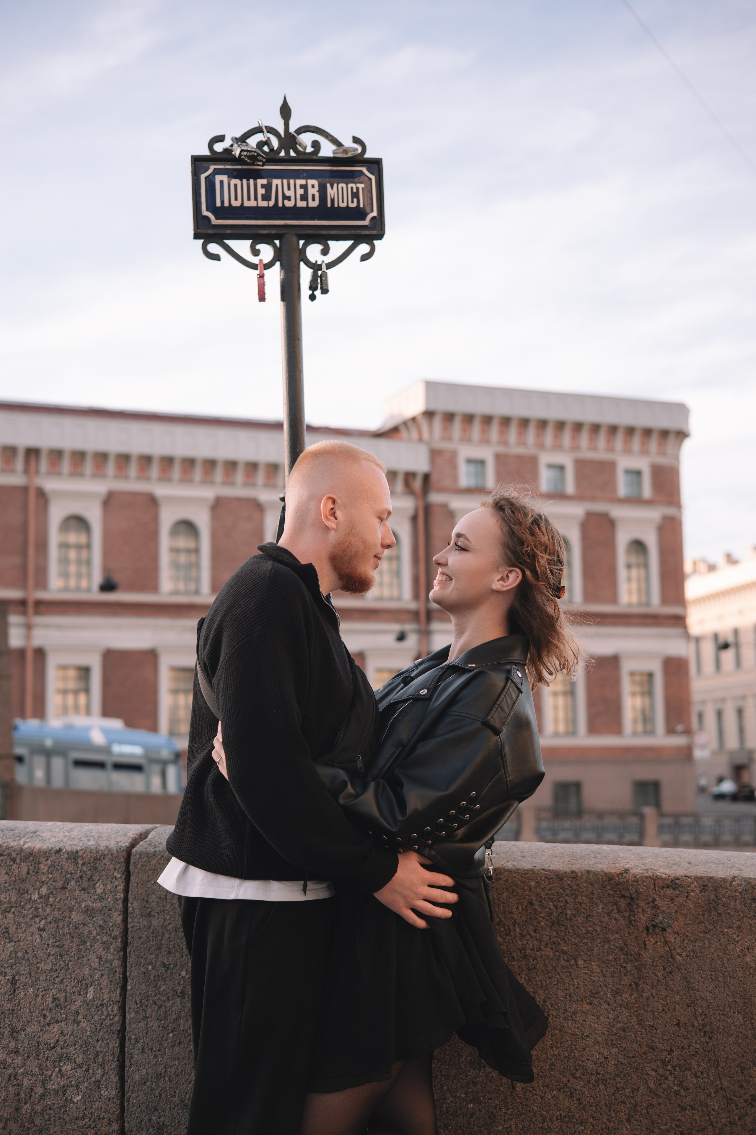 Про любовь|Новая Голландия. Семейный фотограф в Санкт-Петербурге. Запечатление мгновений и ярких воспоминаний в Вашей жизни