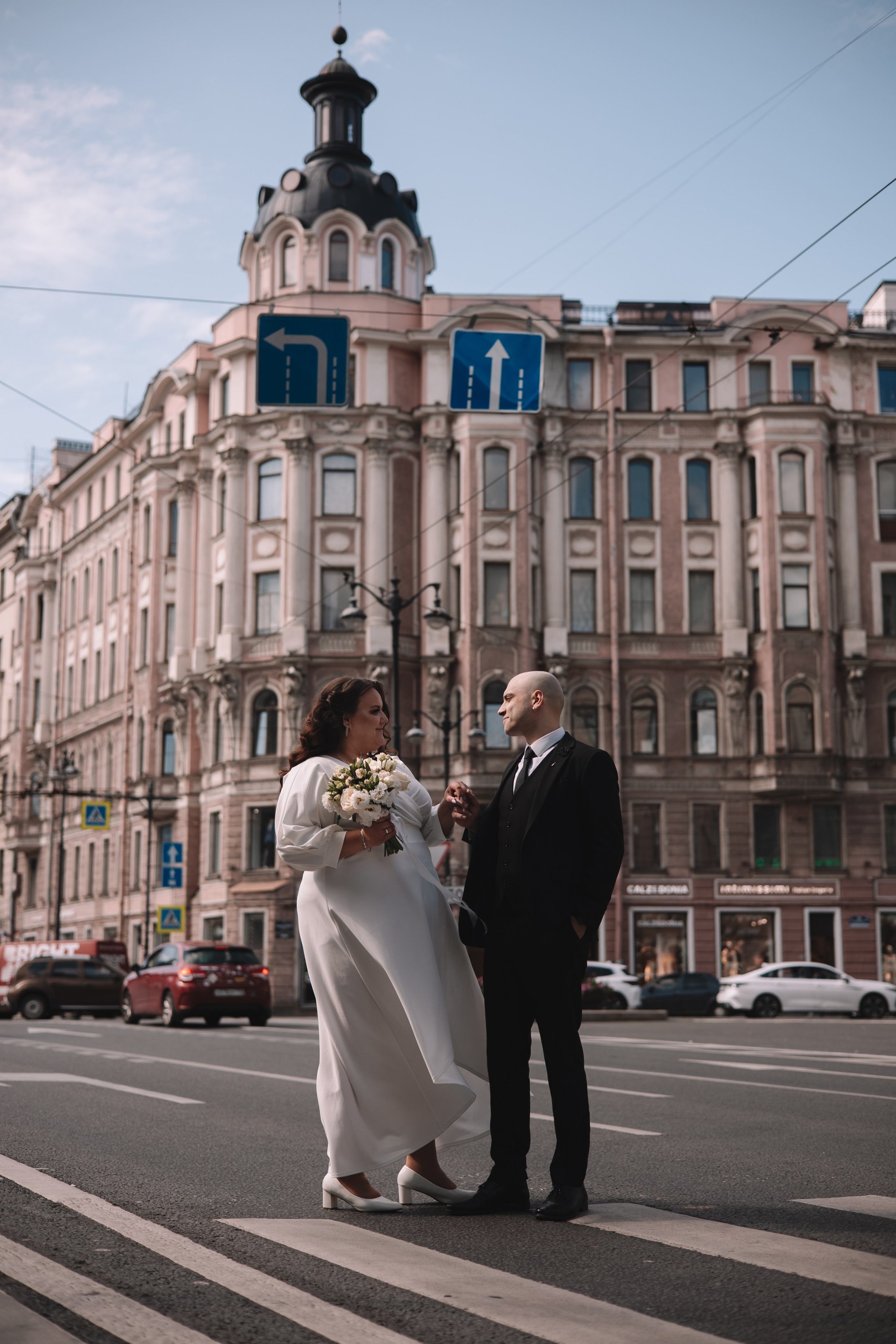 Надежда и Ален|ЗАГС Выборгского района. Семейный фотограф в Санкт-Петербурге. Запечатление мгновений и ярких воспоминаний в Вашей жизни