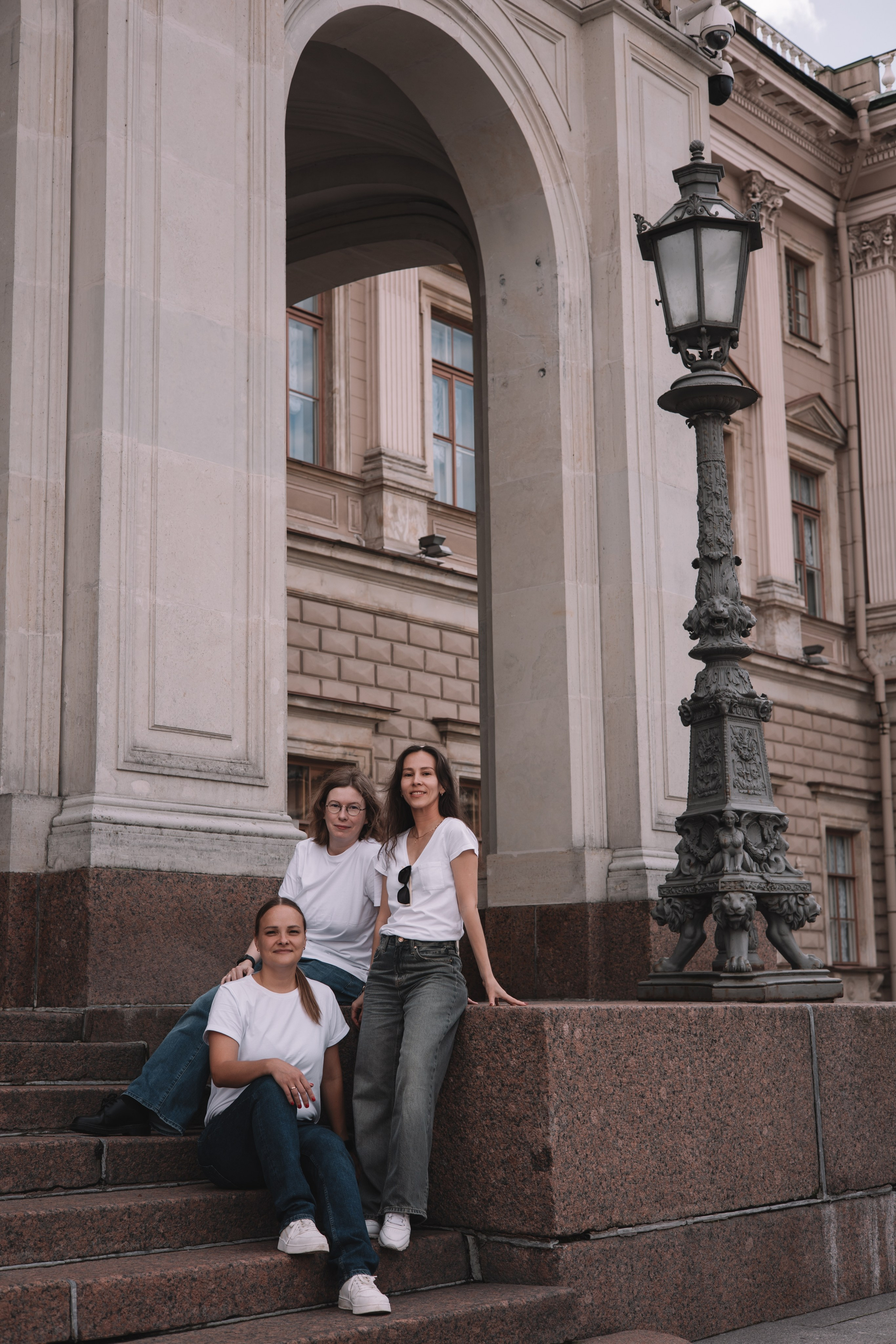 Подружки. Семейный фотограф в Санкт-Петербурге. Запечатление мгновений и ярких воспоминаний в Вашей жизни