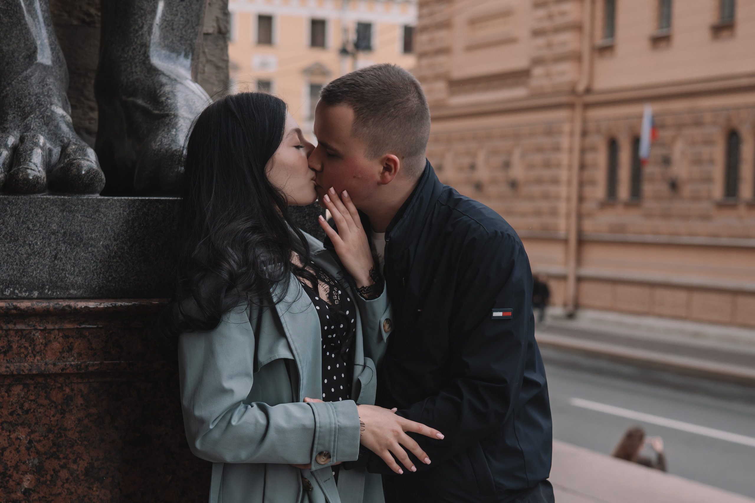 Атланты. Семейный фотограф в Санкт-Петербурге. Запечатление мгновений и ярких воспоминаний в Вашей жизни