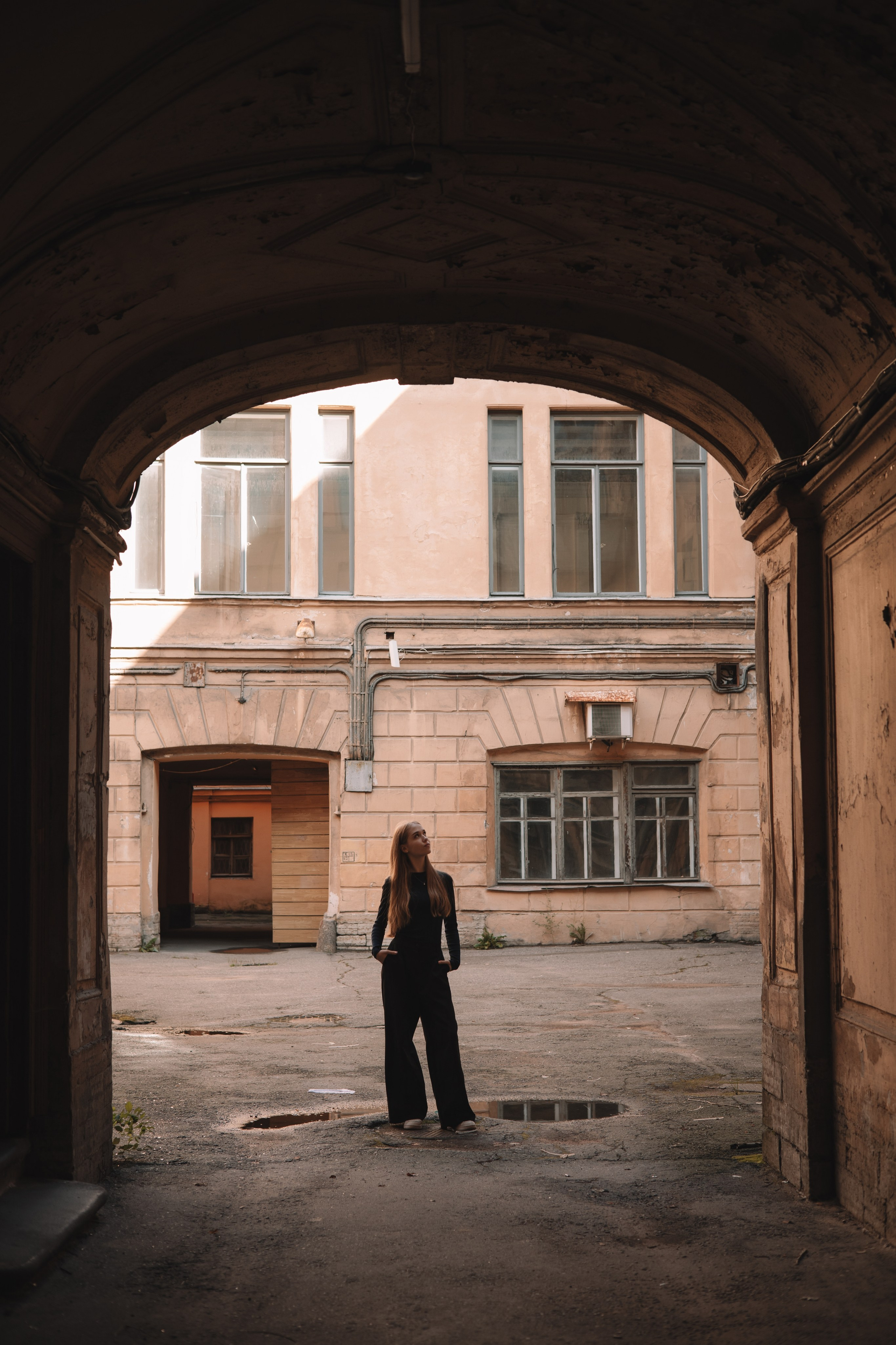 Сёстры. Семейный фотограф в Санкт-Петербурге. Запечатление мгновений и ярких воспоминаний в Вашей жизни