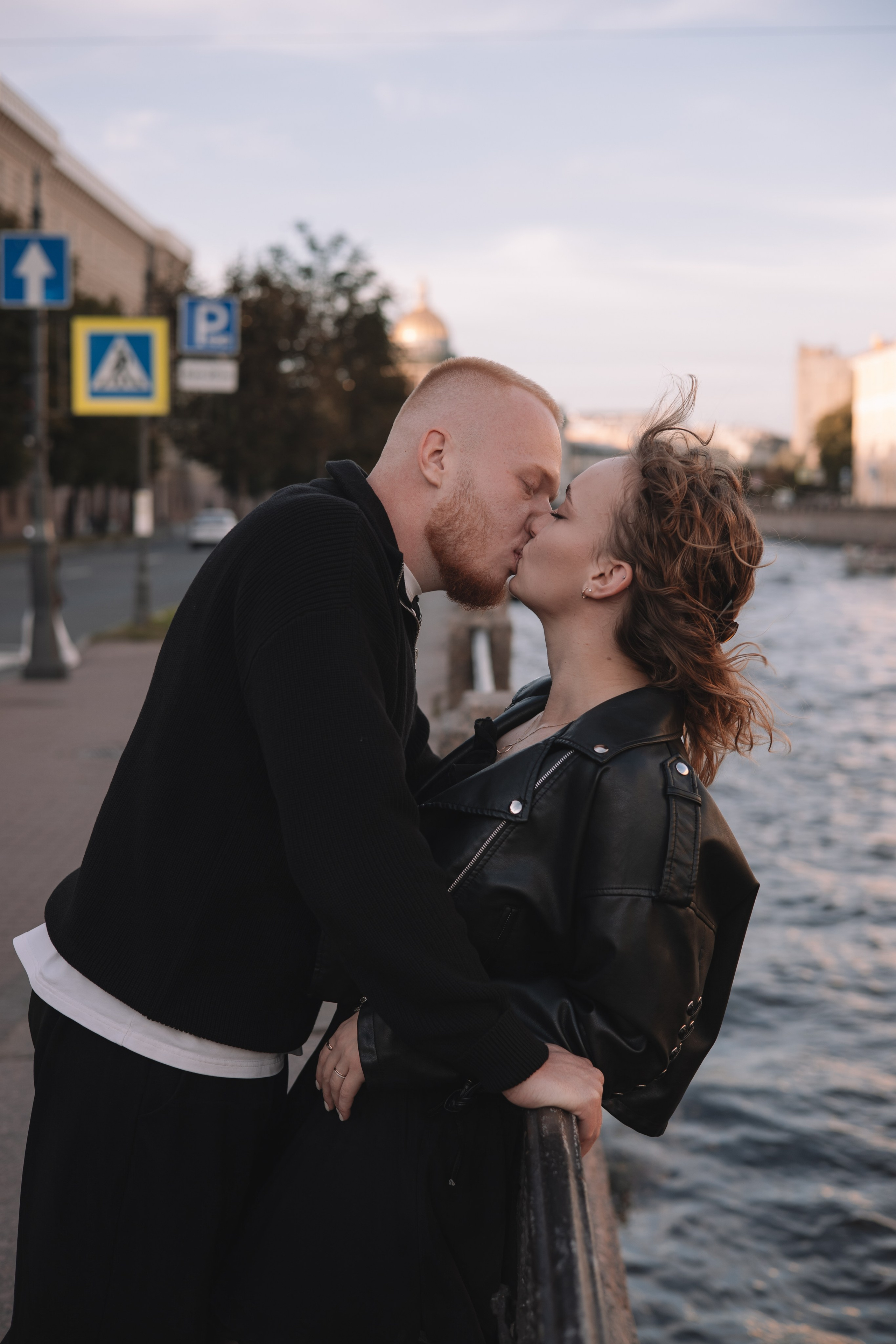 Про любовь|Новая Голландия. Семейный фотограф в Санкт-Петербурге. Запечатление мгновений и ярких воспоминаний в Вашей жизни