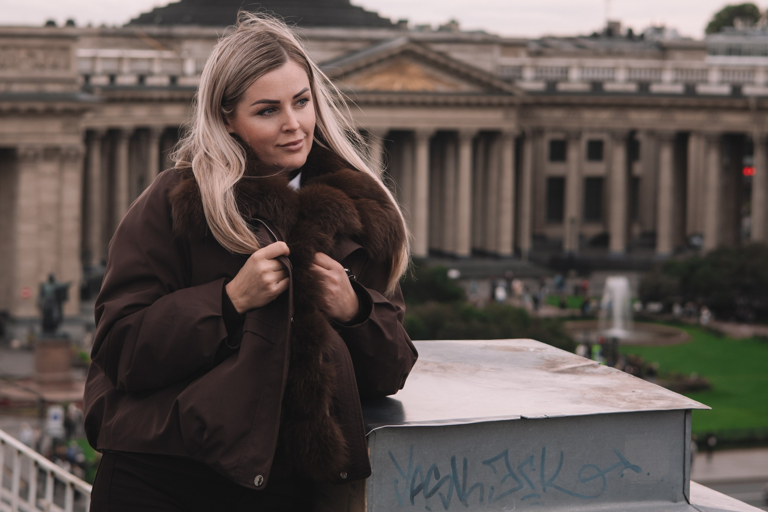 Крыша. Семейный фотограф в Санкт-Петербурге. Запечатление мгновений и ярких воспоминаний в Вашей жизни