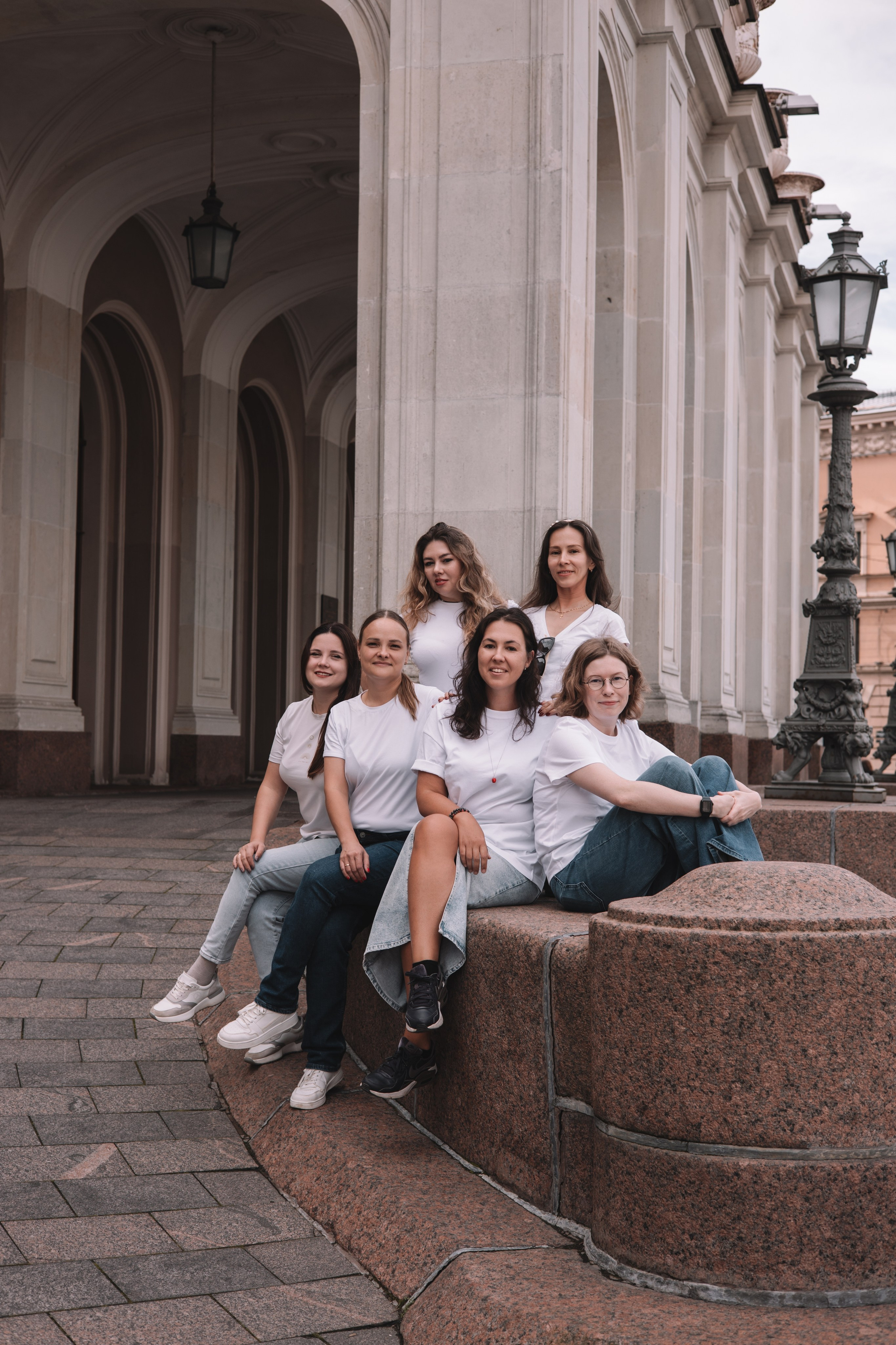 Подружки. Семейный фотограф в Санкт-Петербурге. Запечатление мгновений и ярких воспоминаний в Вашей жизни