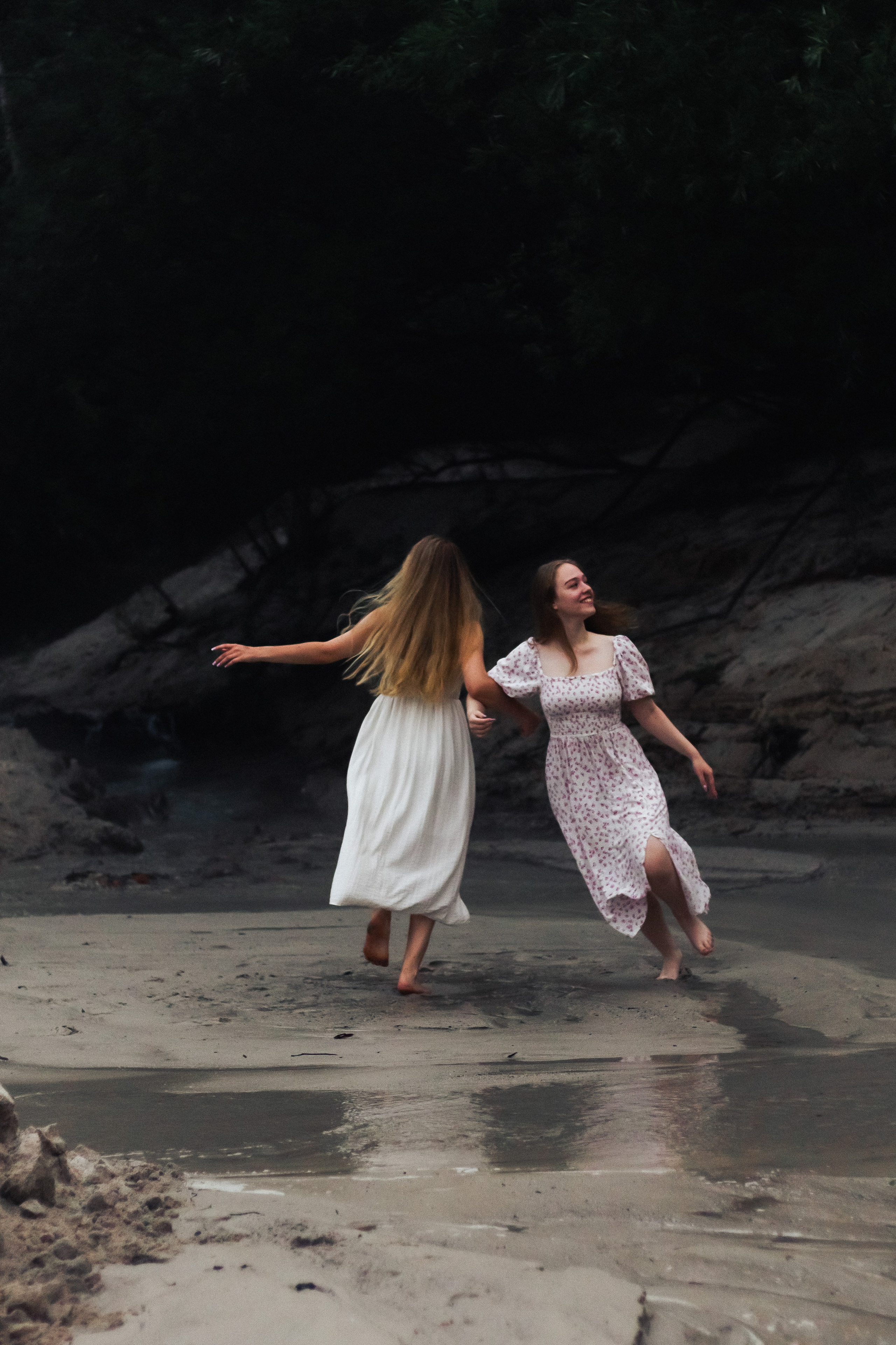 Три мавки. Фотограф Благовещенска Яна