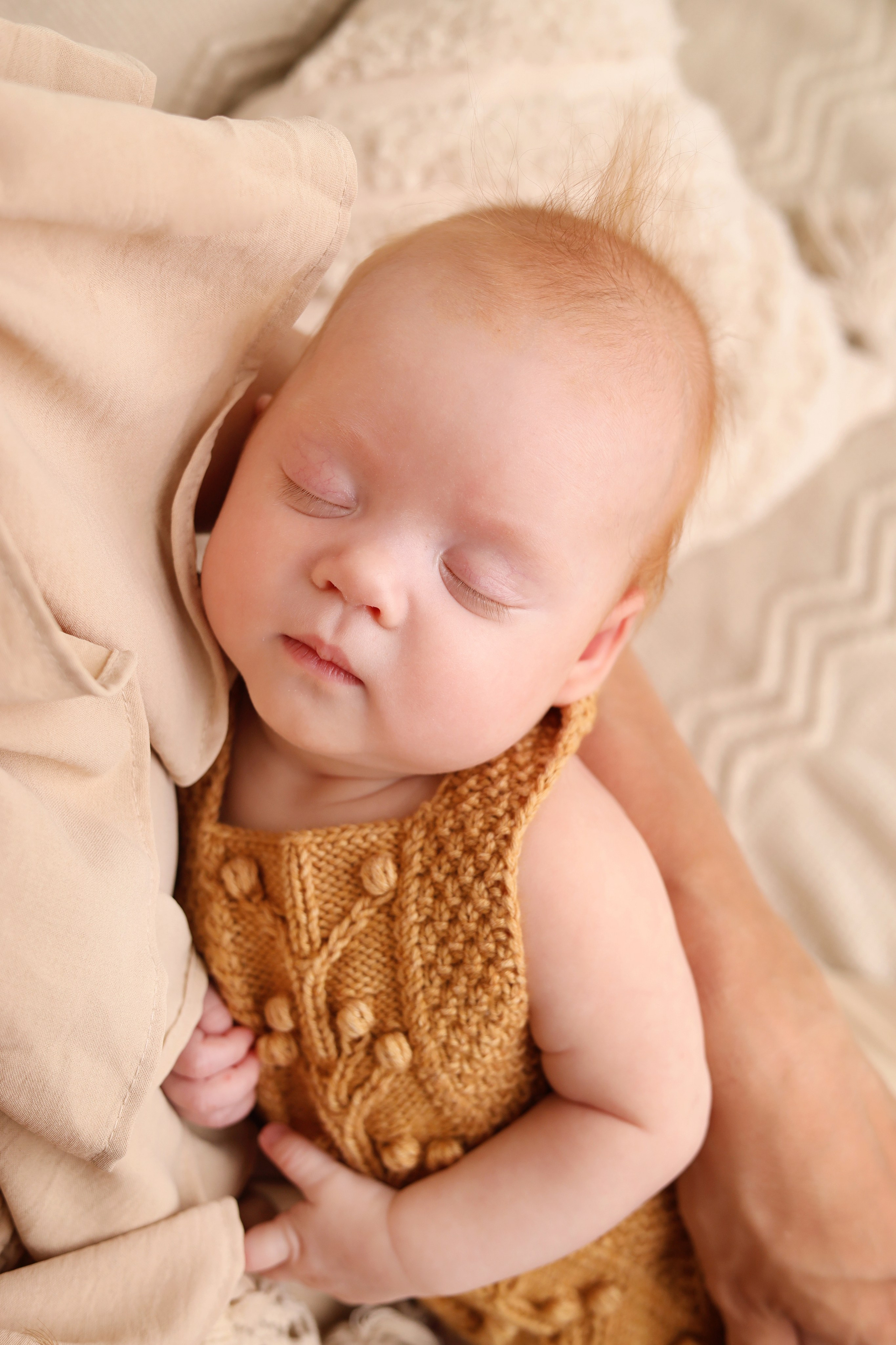 Катюше и Ксении 2 месяца. Фотограф новорожденных Москва. Ньюборн фотограф Москва