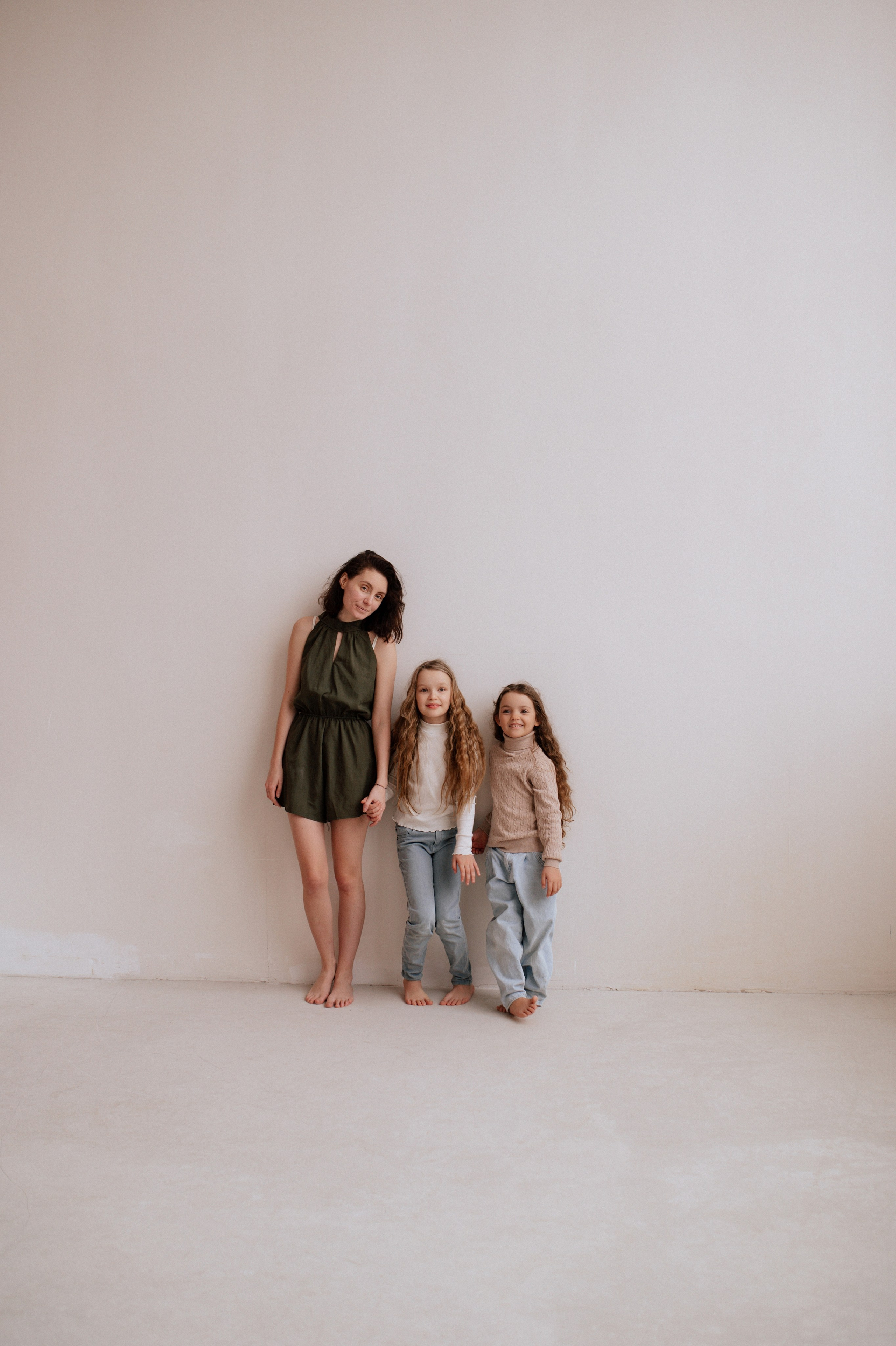 Мама и дочки. Фотограф Светлана Васильева