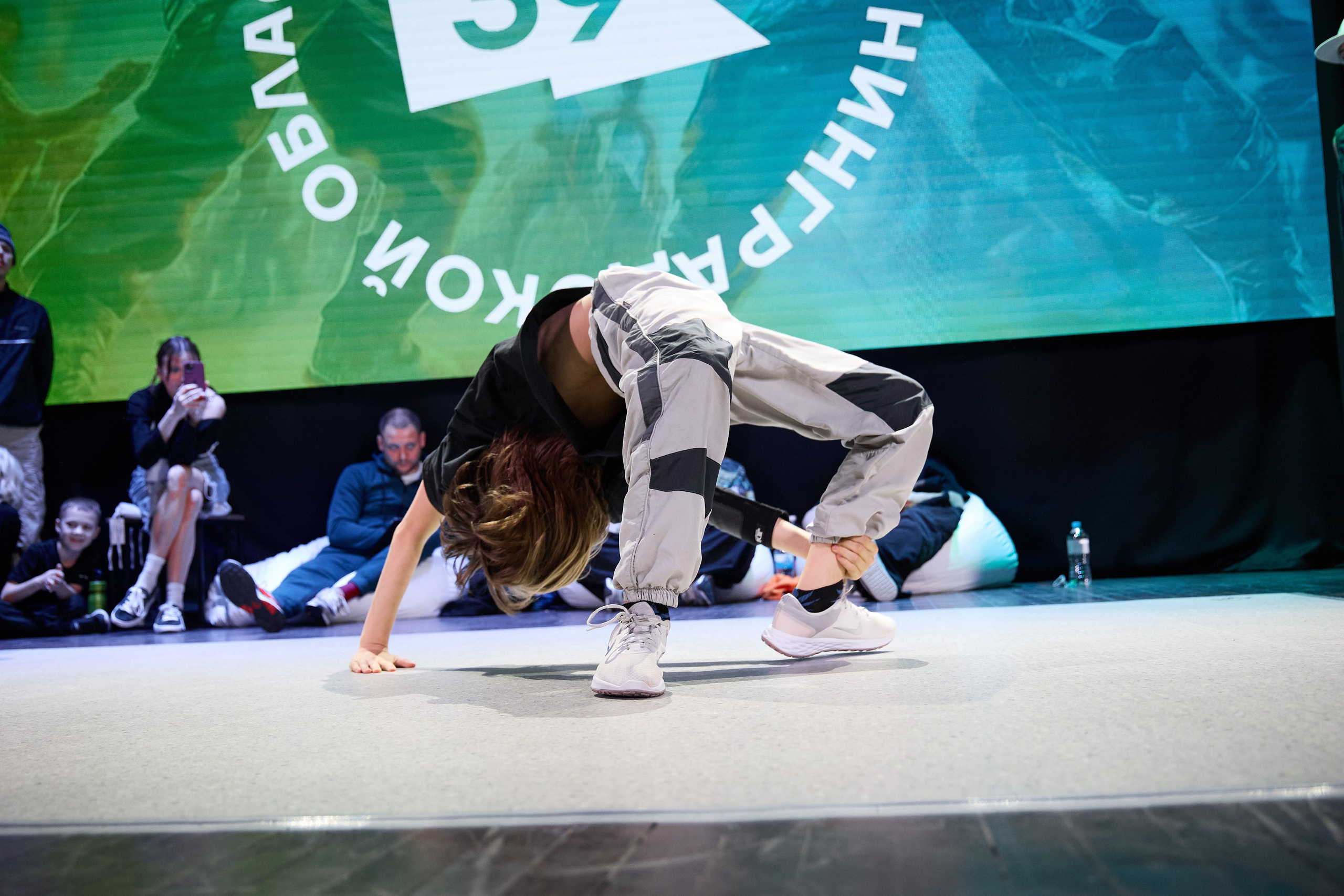 Соревнования по брейкдансу. Фотограф в Южно-Сахалинске Вадим Бороненков