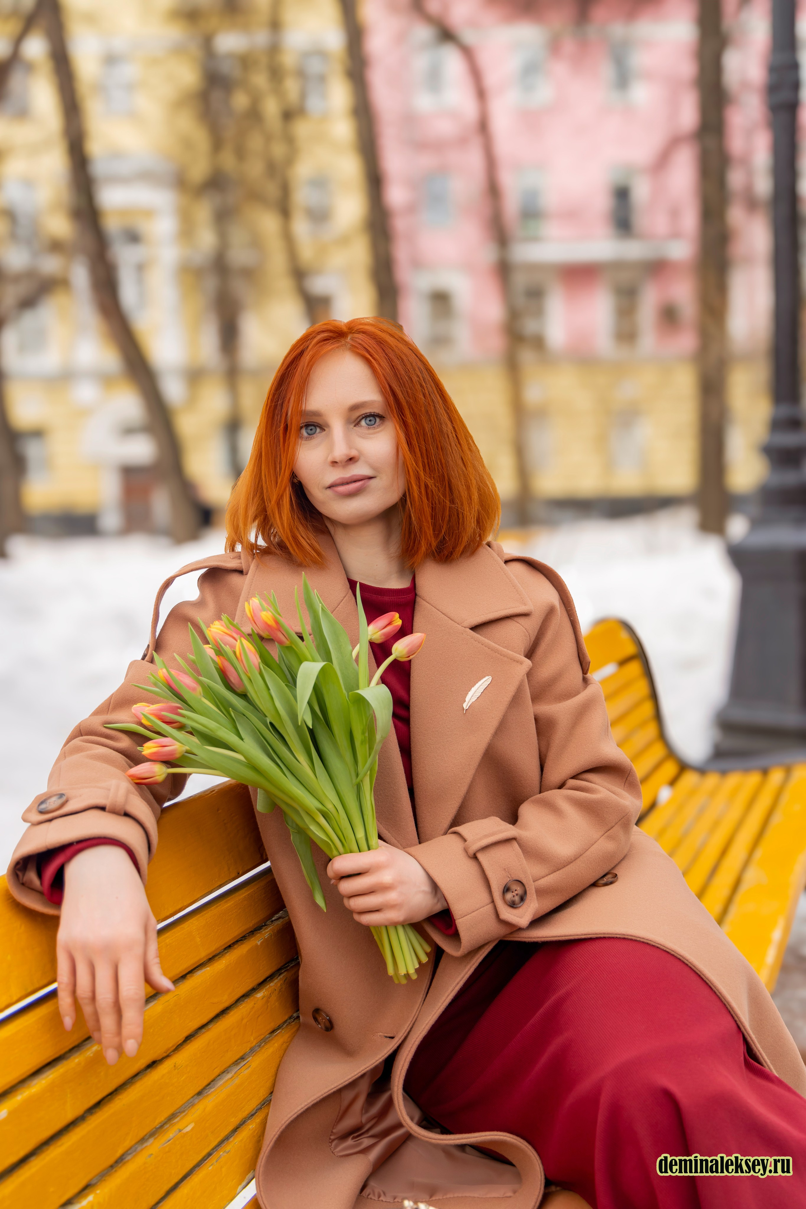 Весенняя фотопрогулка со Светланой на Патриарших прудах. Репортажный, семейный и студийный фотограф в Москве Демин Алексей