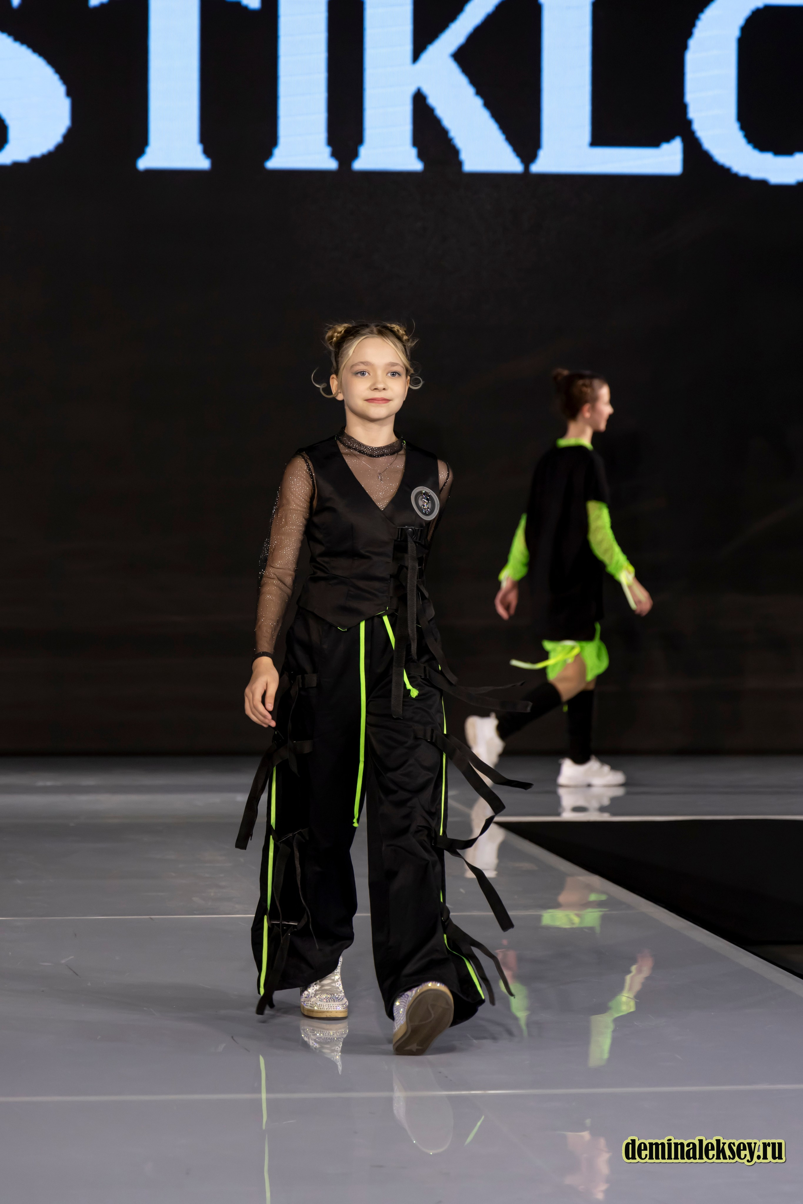 Бренд KristiKlo 31 января 2025 гостиный двор, выставка Уникальная Россия. Репортажный, семейный и студийный фотограф в Москве Демин Алексей