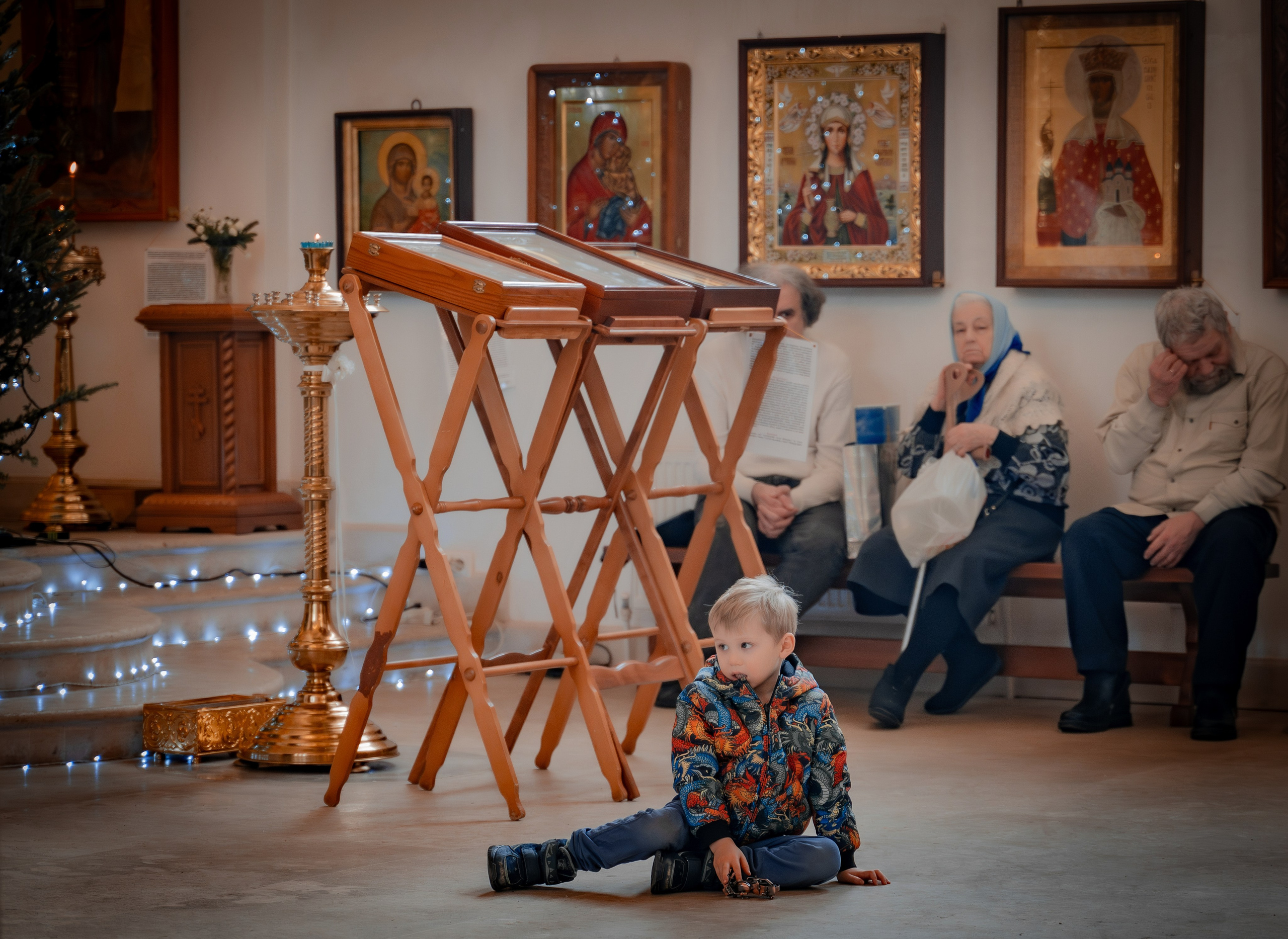 ДЕТИ В ЦЕРКВИ. Shamirov Arkadiy