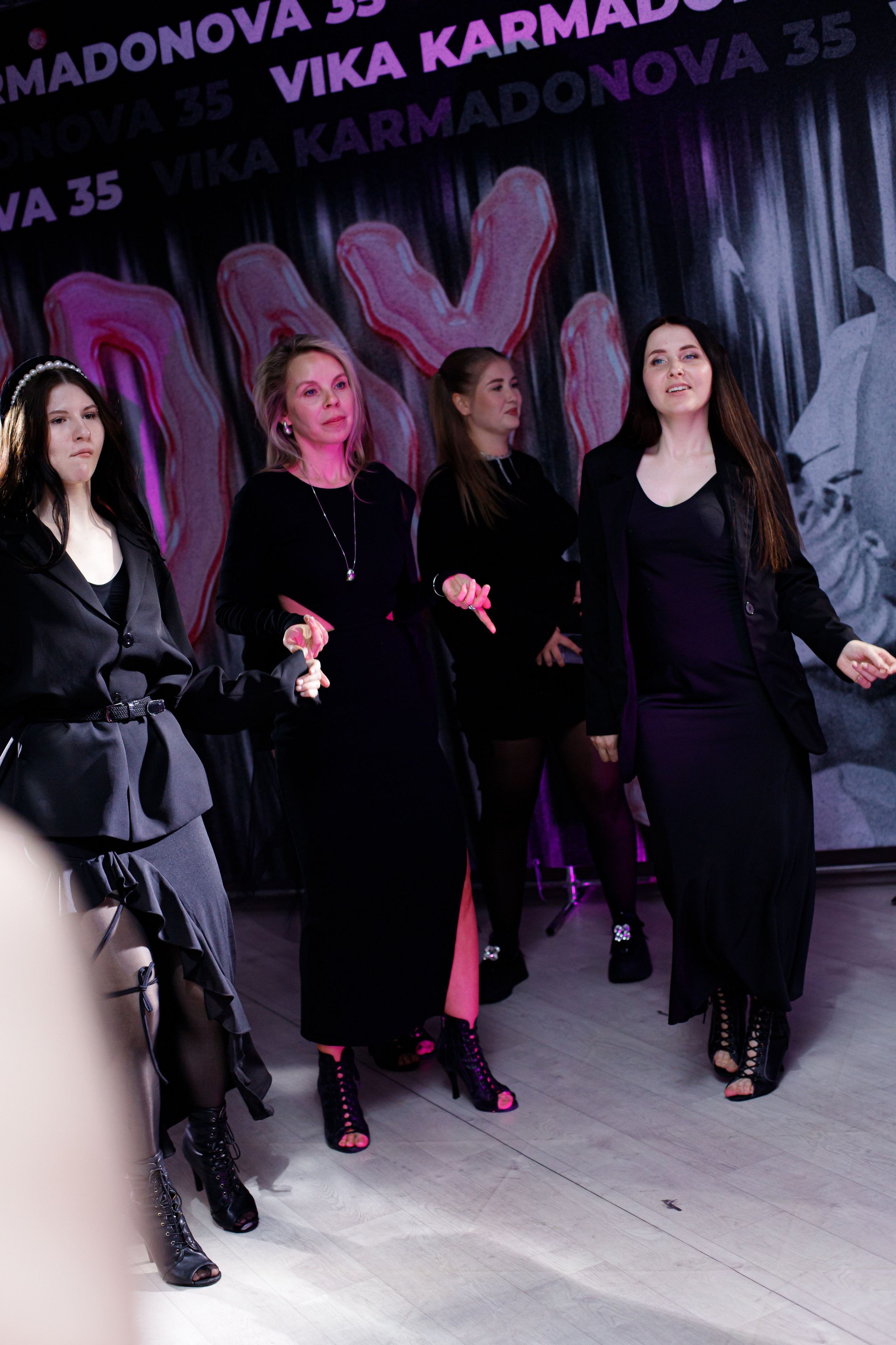 VIKA KARMADONOVA. Photokarish