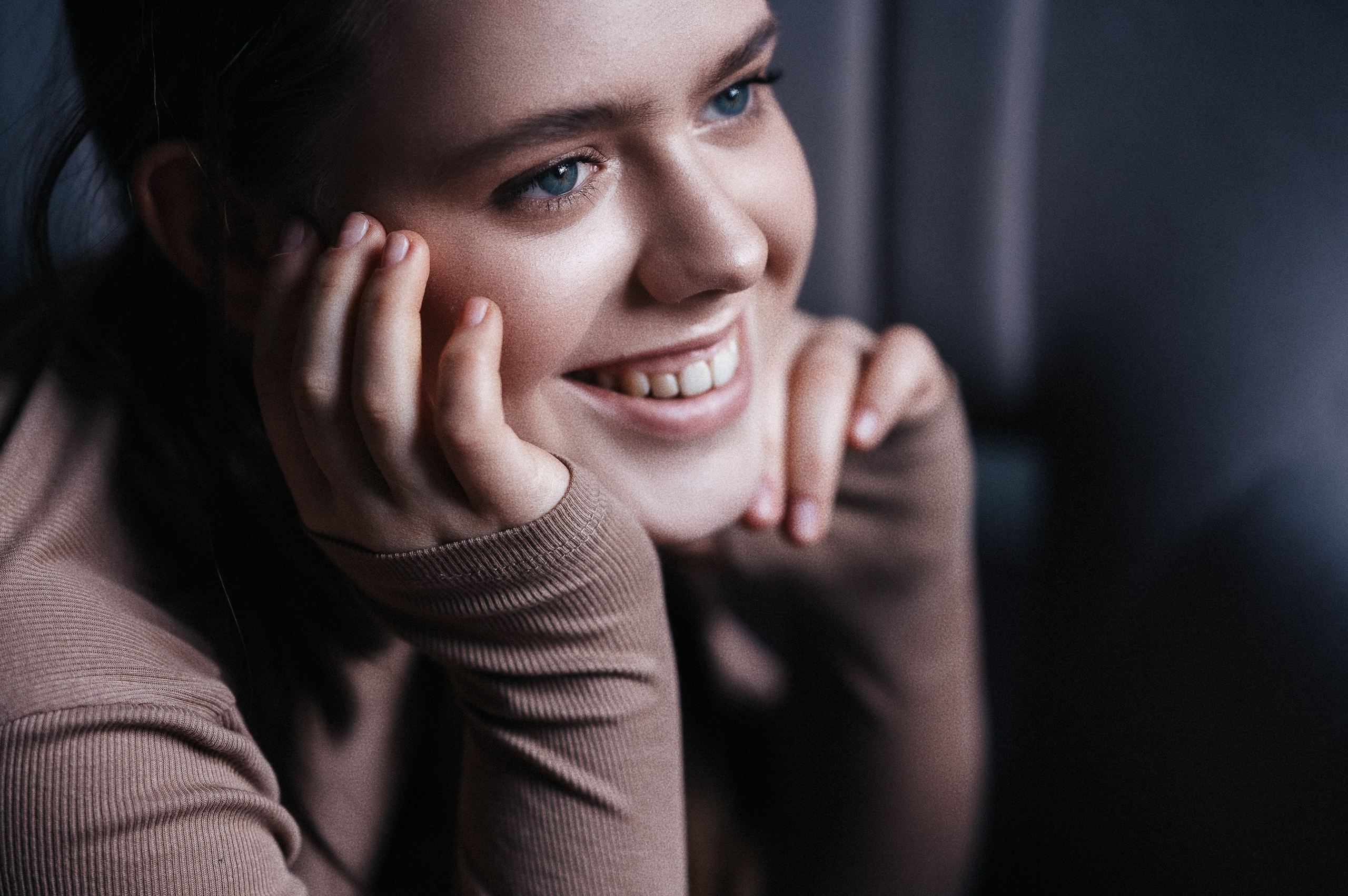 Полина. Главная