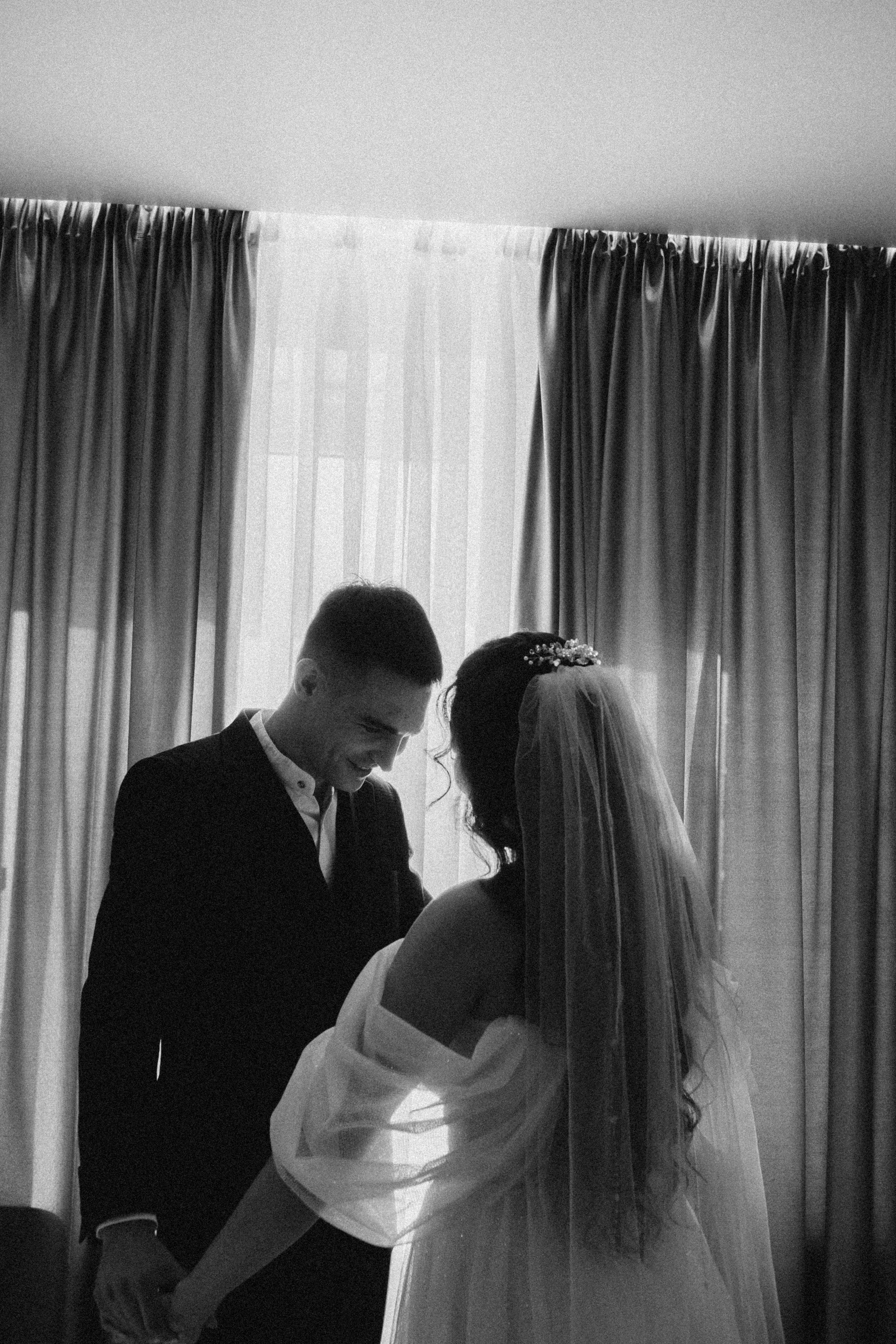 СВАДЕБНАЯ СЬЕМК В ПАРКЕ 300-ЛЕТИЯ. Профессиональный фотограф, Санкт-Петербург — Виктория Богомолова