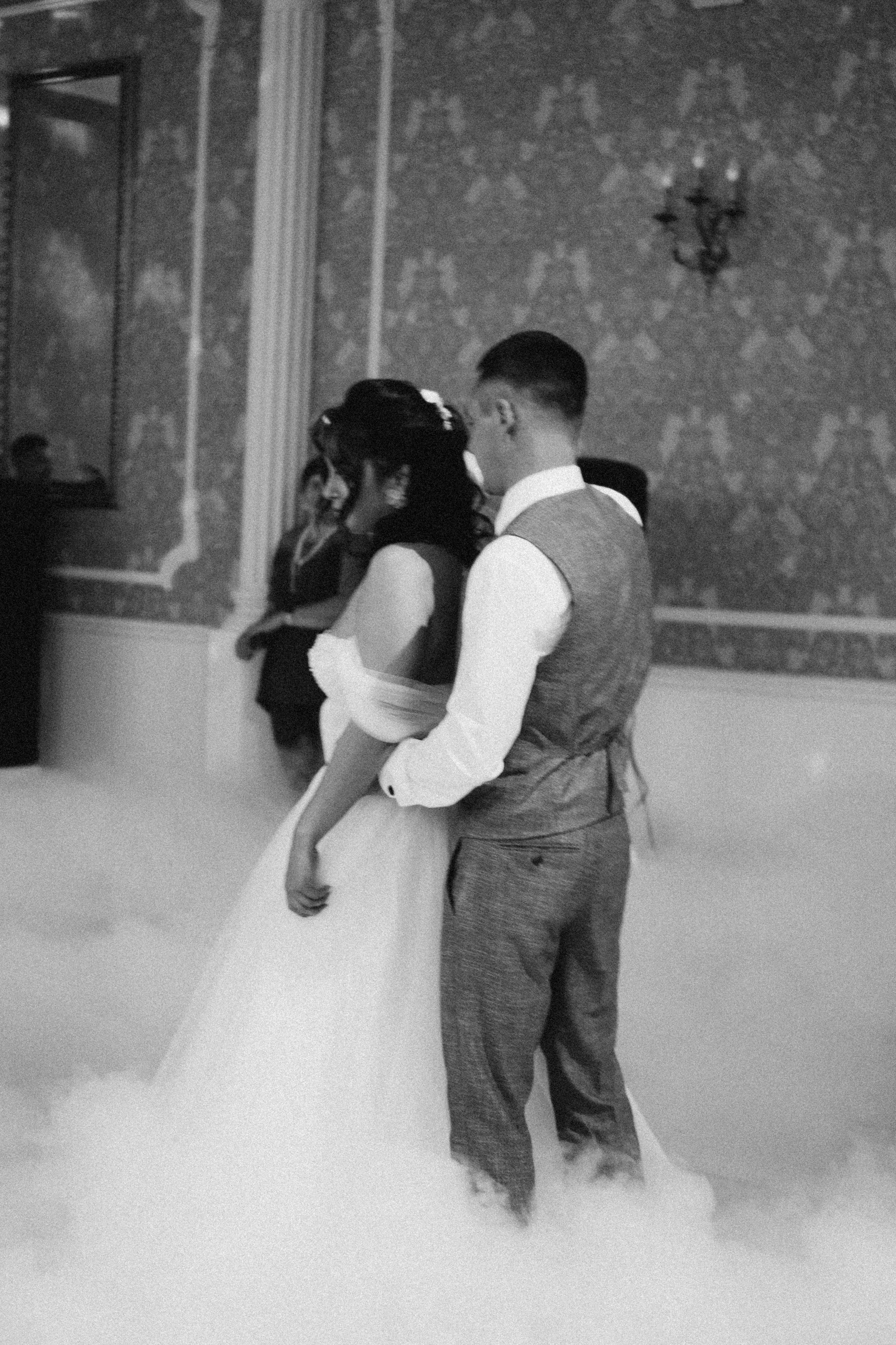 ТАНЕЦ ЖЕНИХА И НЕВЕСТЫ. Профессиональный фотограф, Санкт-Петербург — Виктория Богомолова