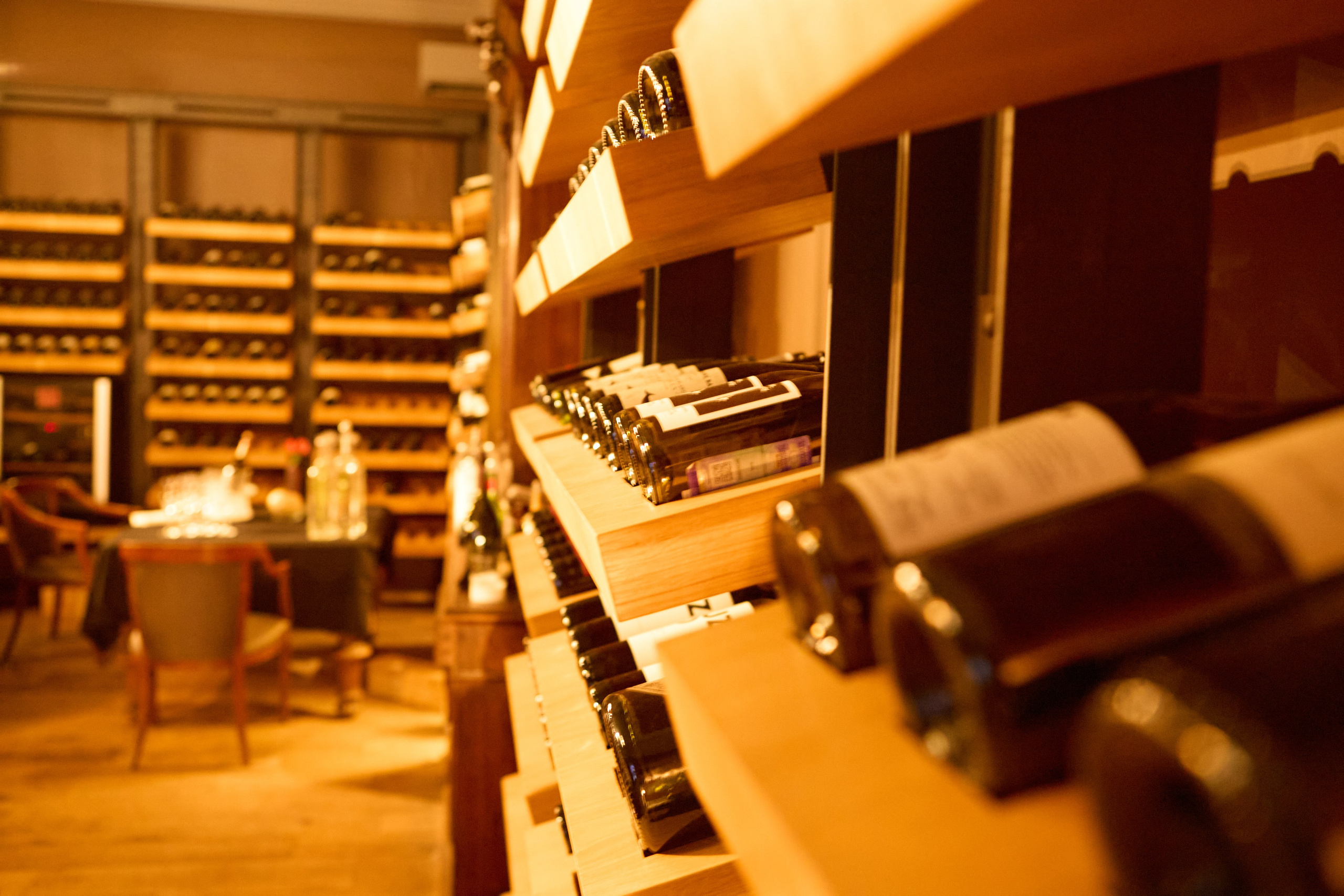 Evening on Nevsky Prospect Street at the Palkin Restaurant. Фотограф в Санкт-Петербурге Владимир Тихомиров