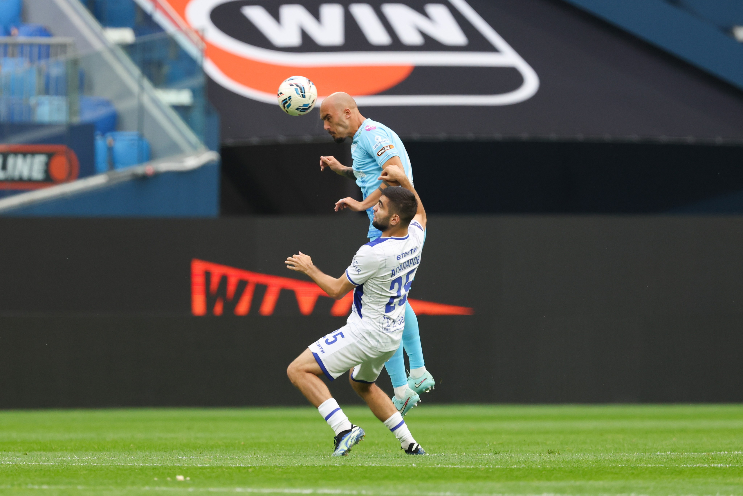 ФК «Зенит» — ФК «Динамо» Махачкала 23.08.2025. Спортивный и репортажный фотограф Антон Тереханов