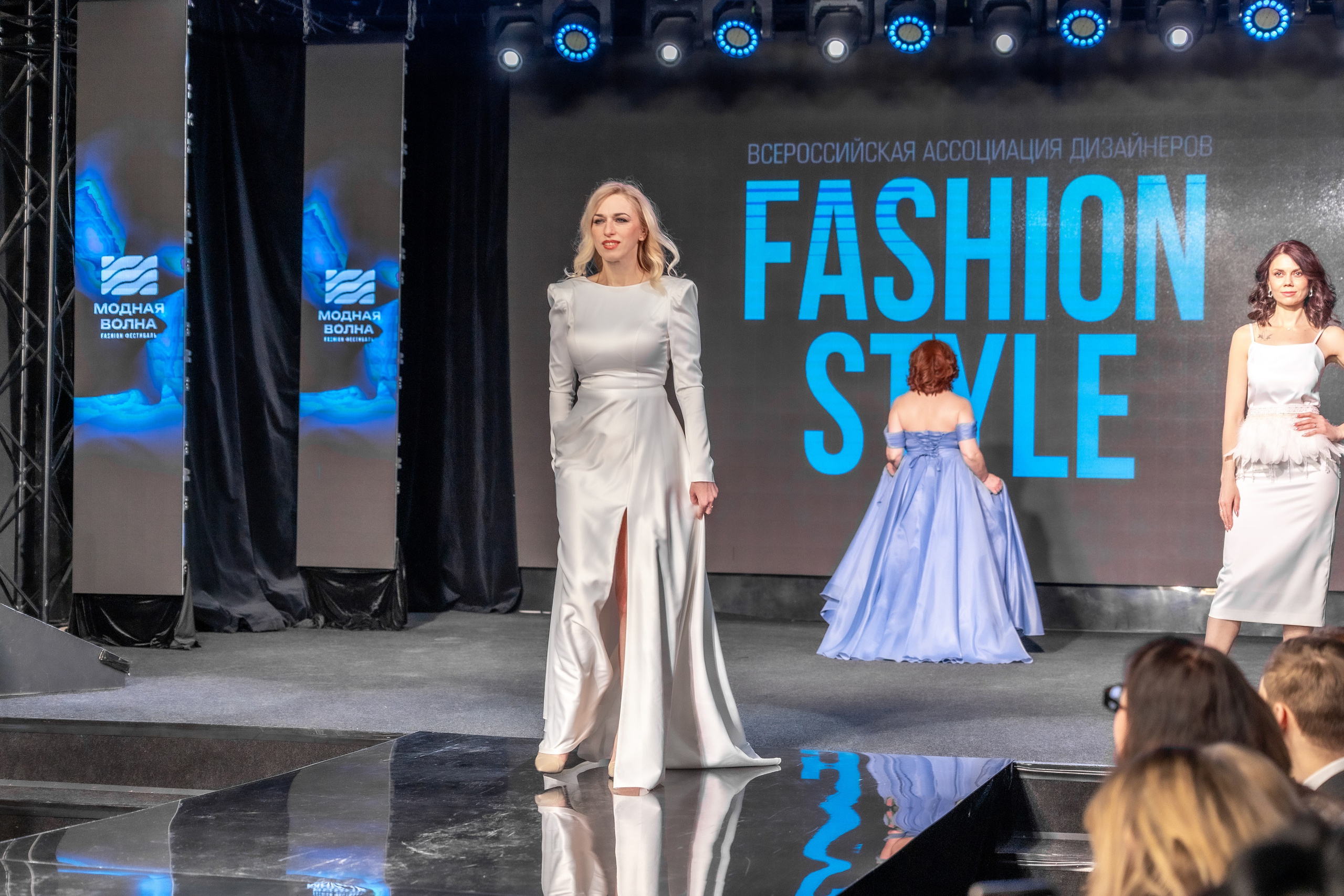 Модный показ Ассоциация дизайнеров FASHION STYLE. Студия фото, видеографии и мультимедийного дизайна в Москве Multi Frame Studio