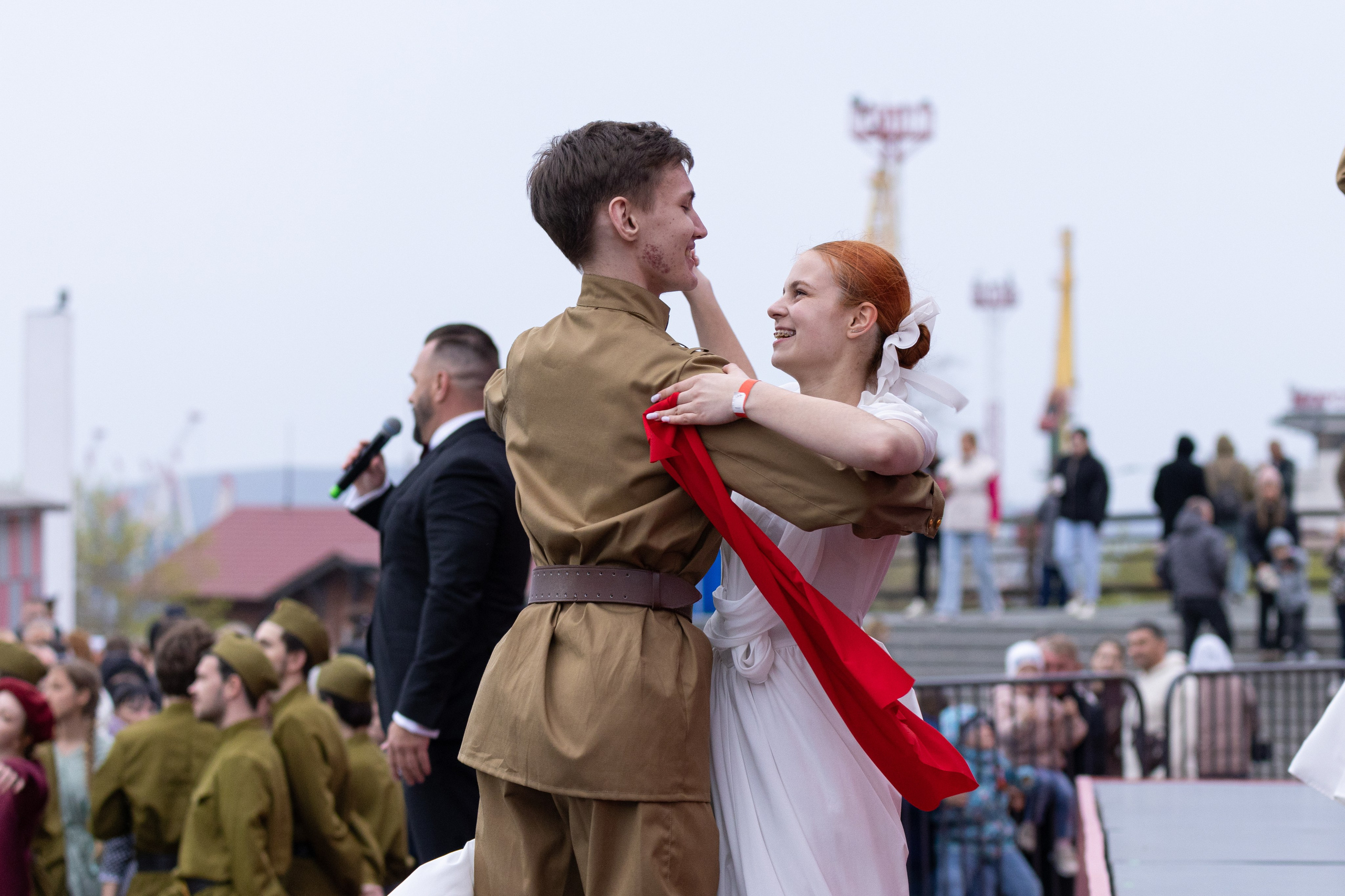 9 мая, выступления 2025 г. Олег Катакинов| Репортажный фотограф в городе у моря (Владивосток)