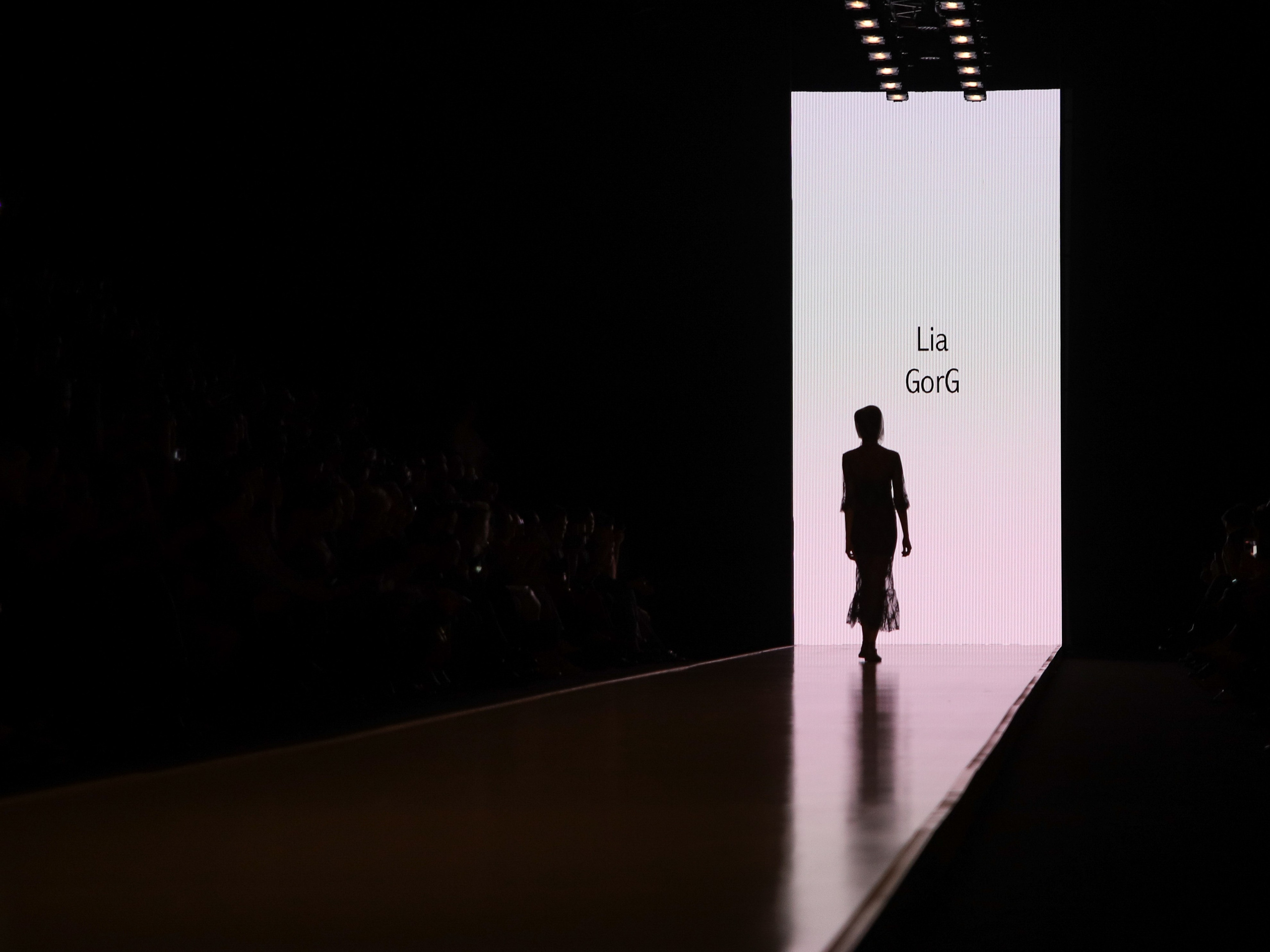 Mercedes Benz Fashion Week Russia. Фотограф и видеограф в Москве Ирина Фомочкина