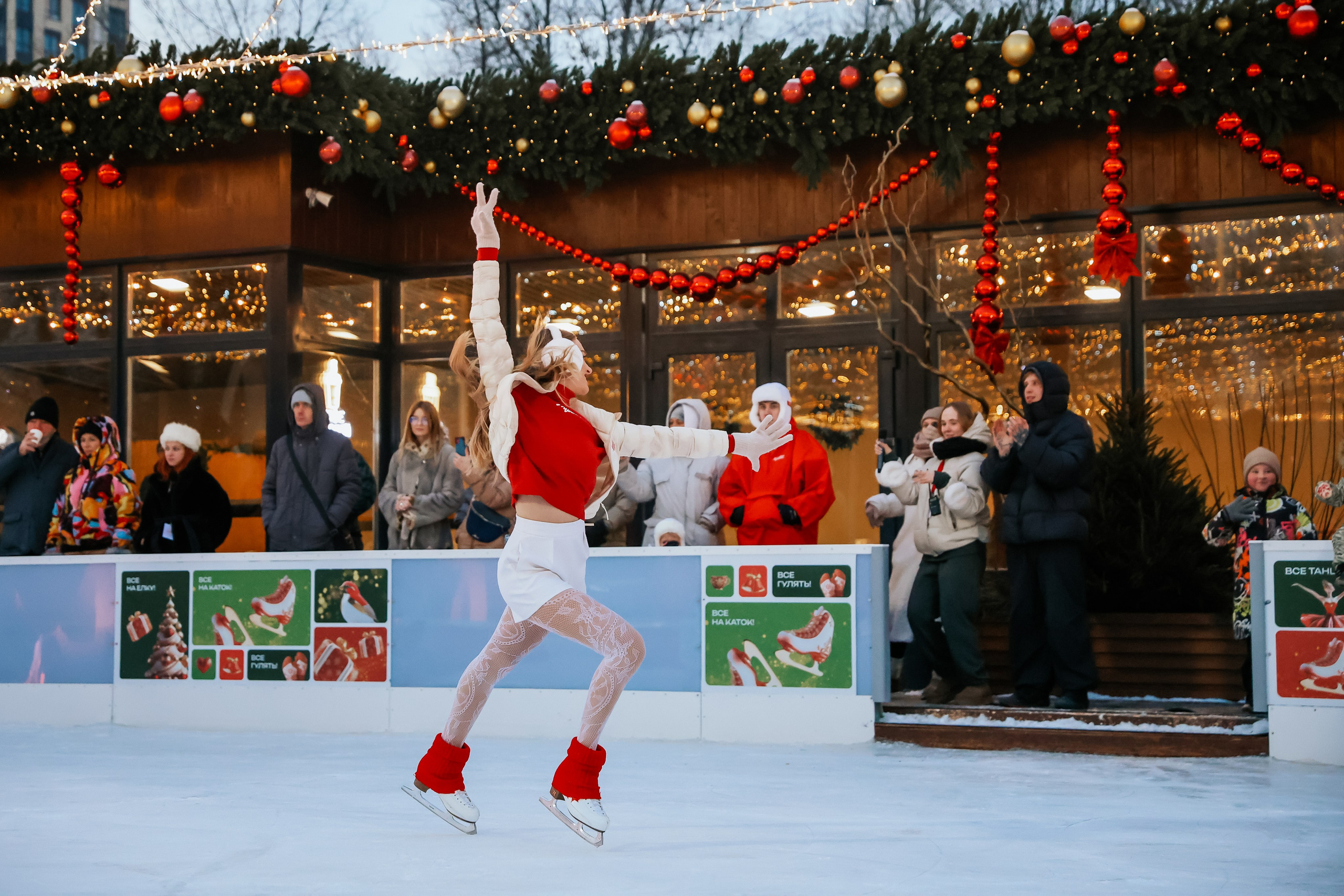 Ледовое шоу Сити каток Московское Чаепитие. Фотограф и видеограф Анна Домашенко