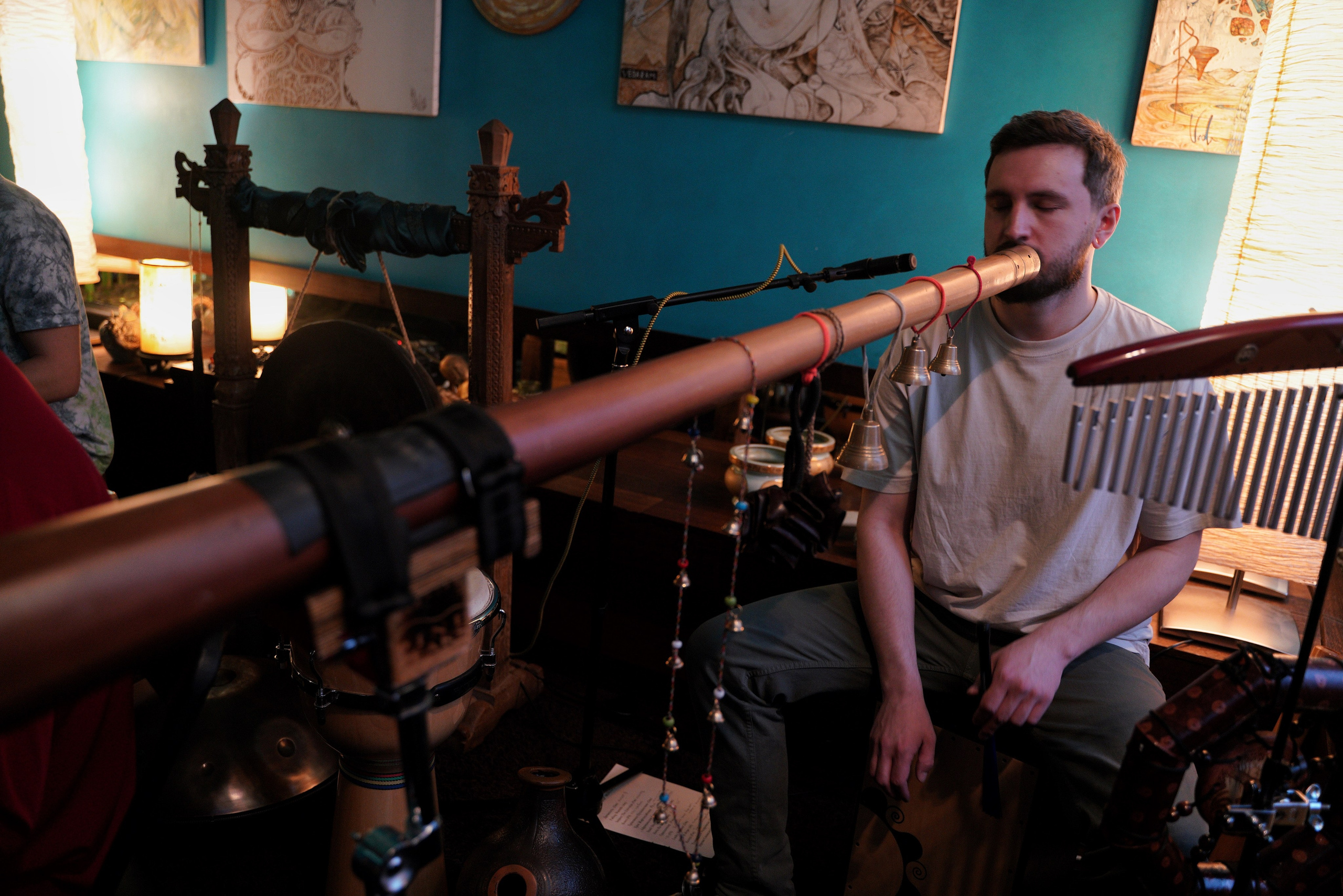 Выступление Forest jam project в Открытом в чайной Чаван. Портретный и репортажный фотограф Наталья Горобец