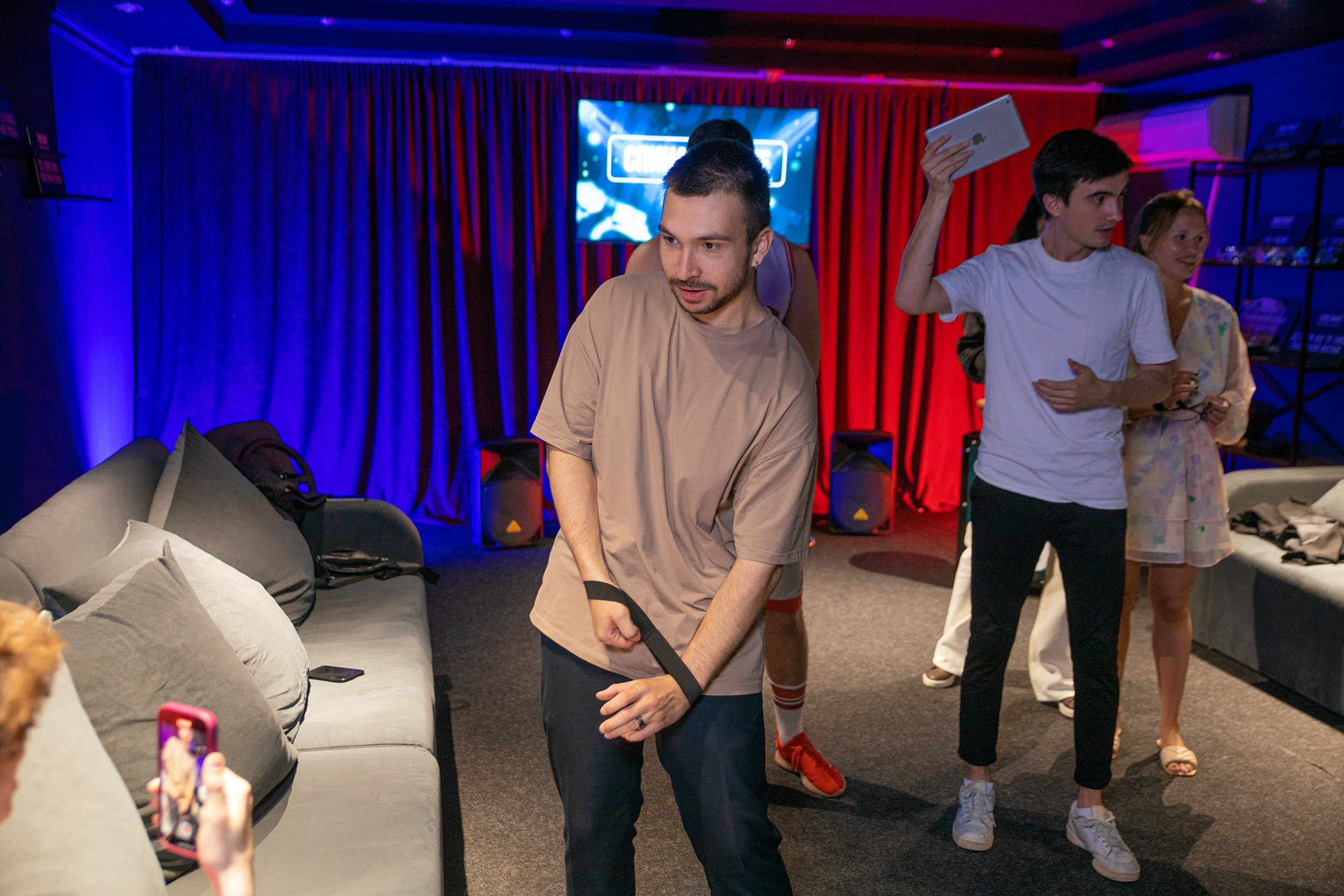 Игра в Good night. Фотограф Тюмень