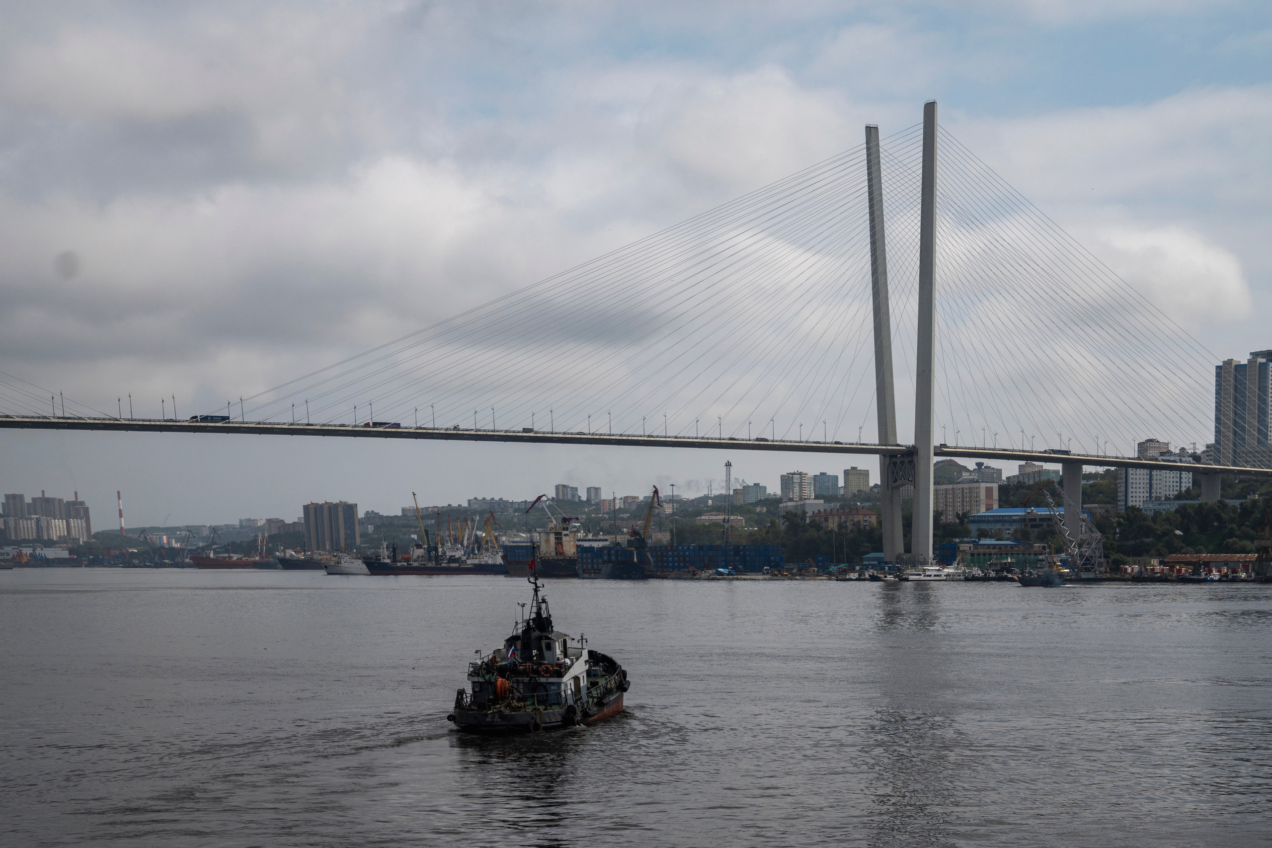 Владивосток. Сентябрь 2023. Фотограф Роман Адлер