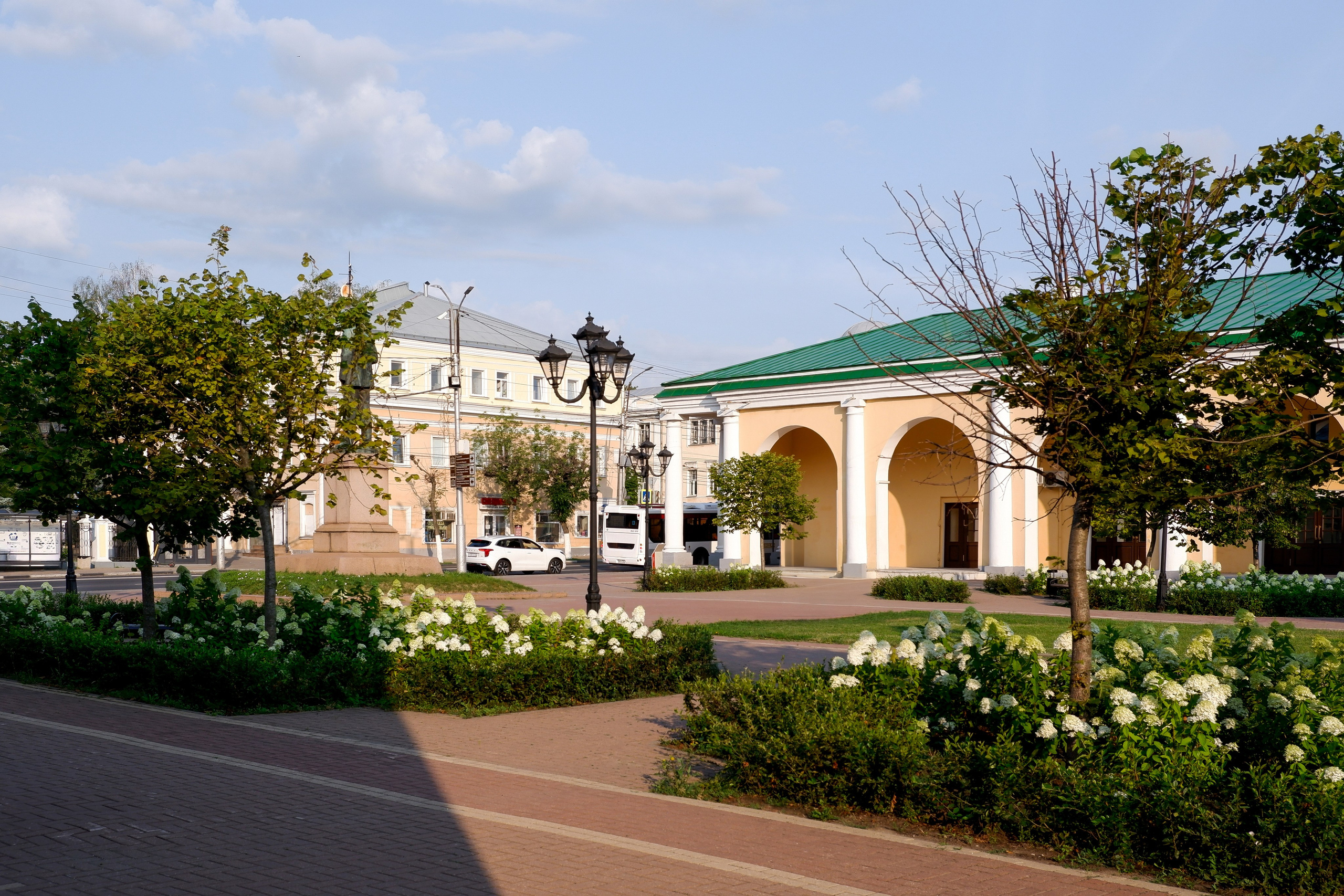 Сквер имени Павлова. Михаил Мулач | Архитектурный фотограф