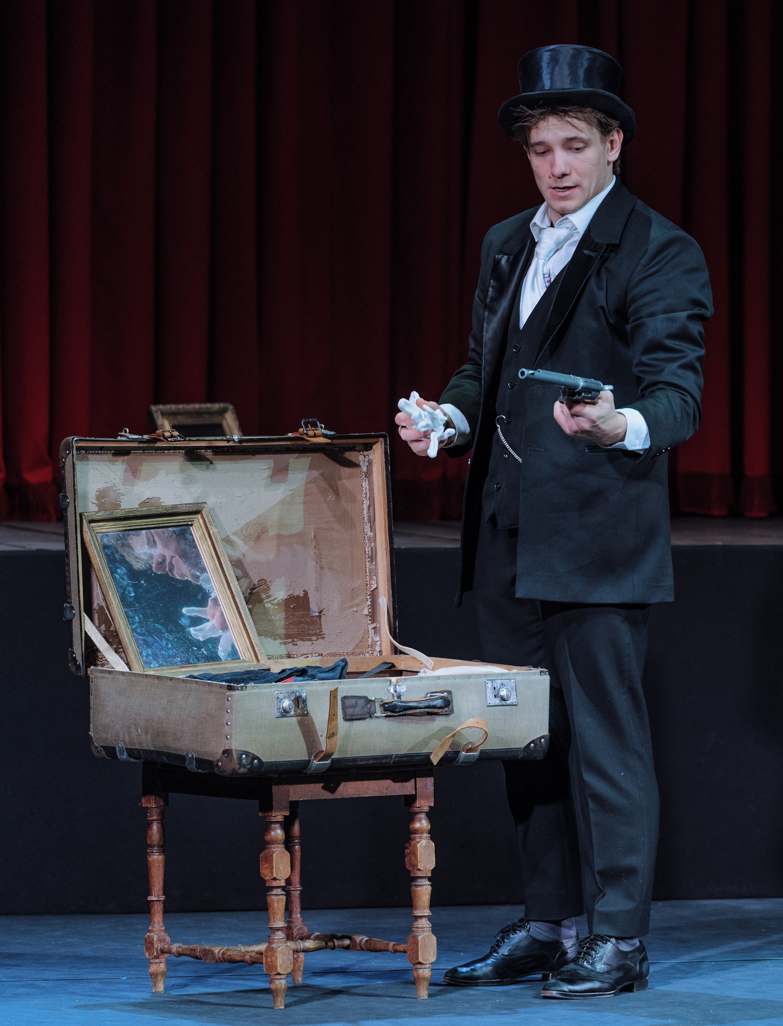 Театр Маяковского: На всякого мудреца довольно простоты. Сайт фотографа Сергея Абрамова