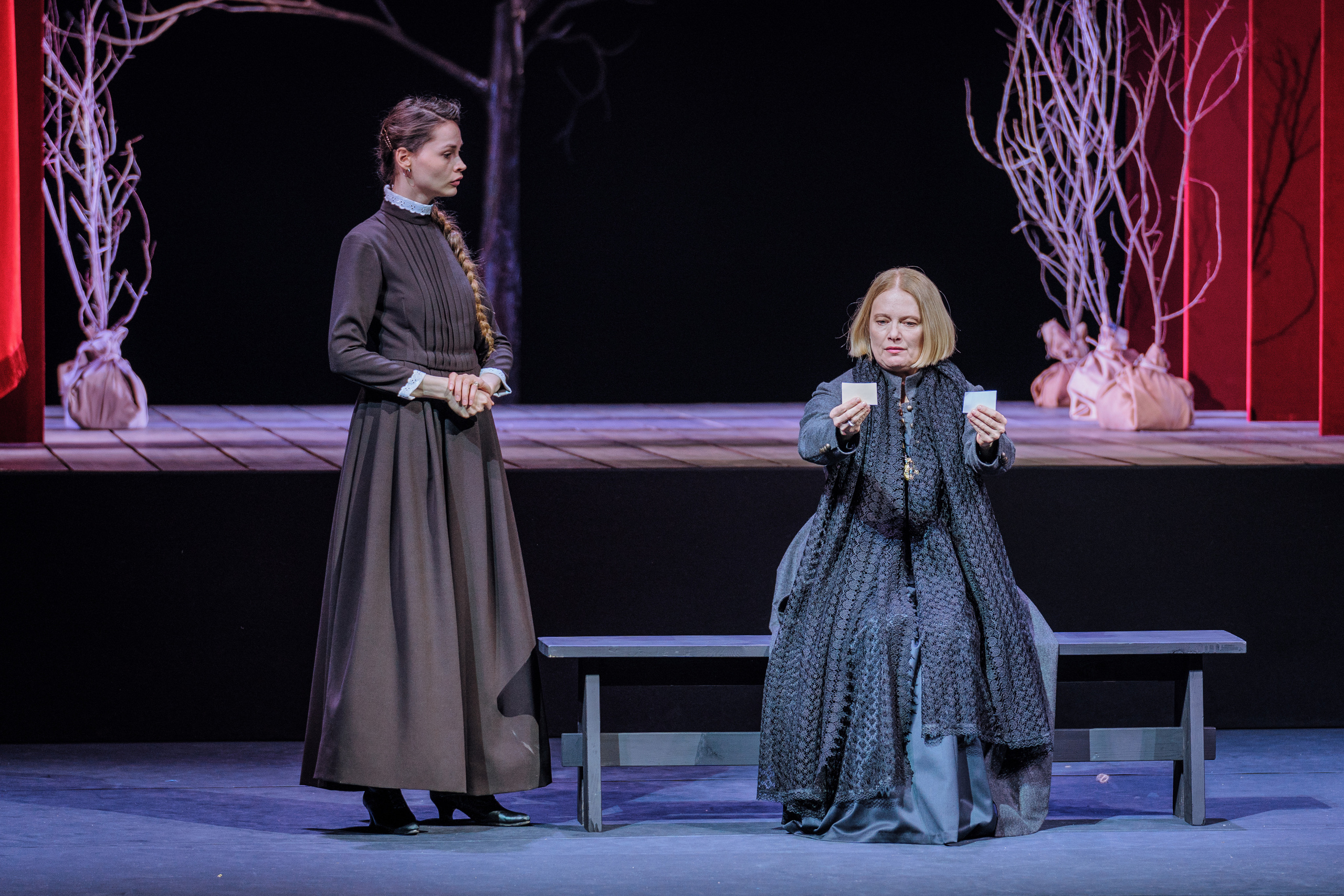 Театр Маяковского: На всякого мудреца довольно простоты. Сайт фотографа Сергея Абрамова