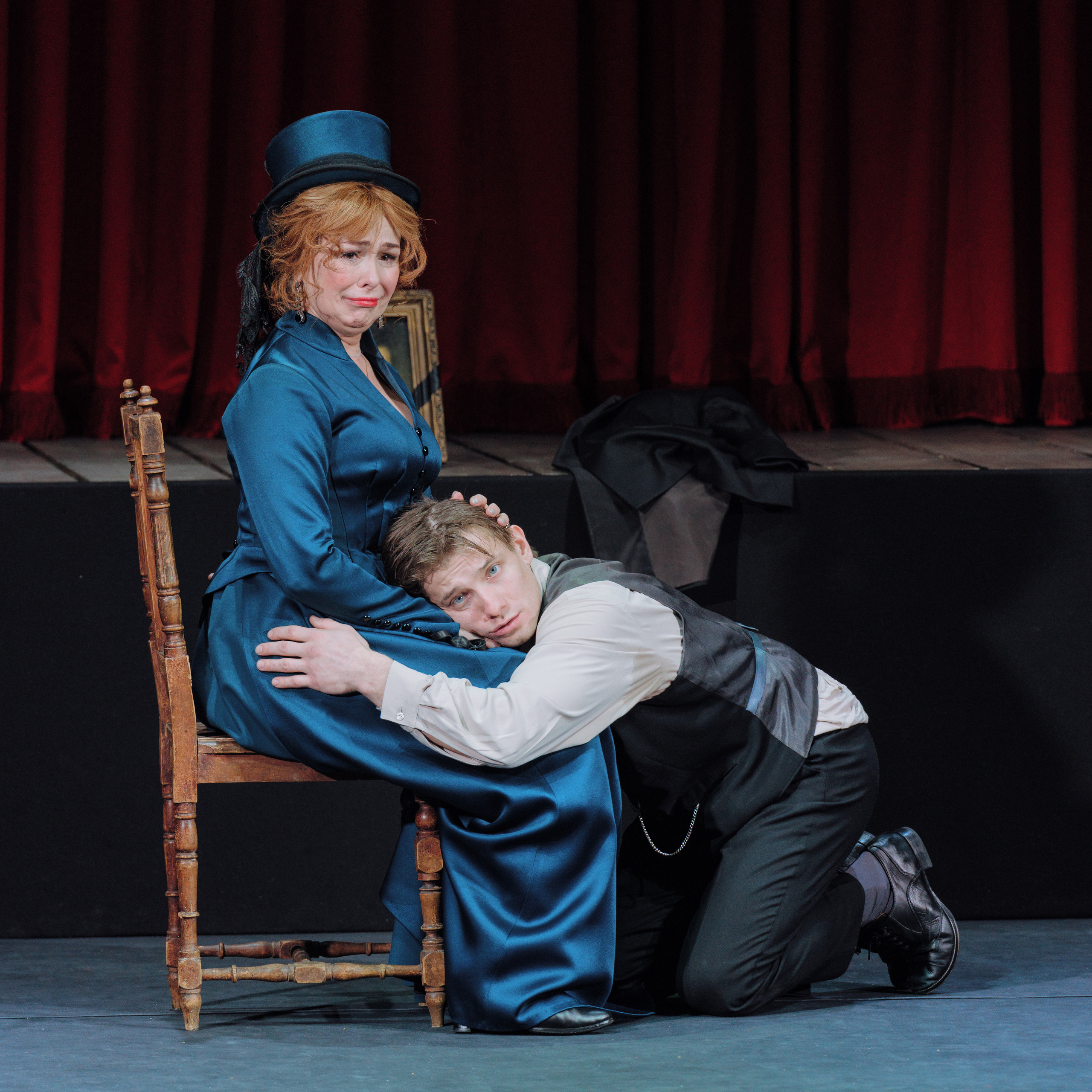 Театр Маяковского: На всякого мудреца довольно простоты. Сайт фотографа Сергея Абрамова