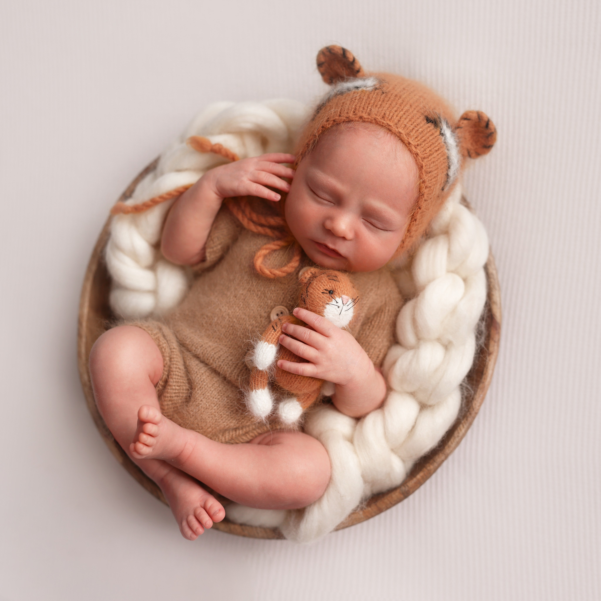 Newborn МАЛЬЧИКИ. Фотограф новорожденных в Новосибирске