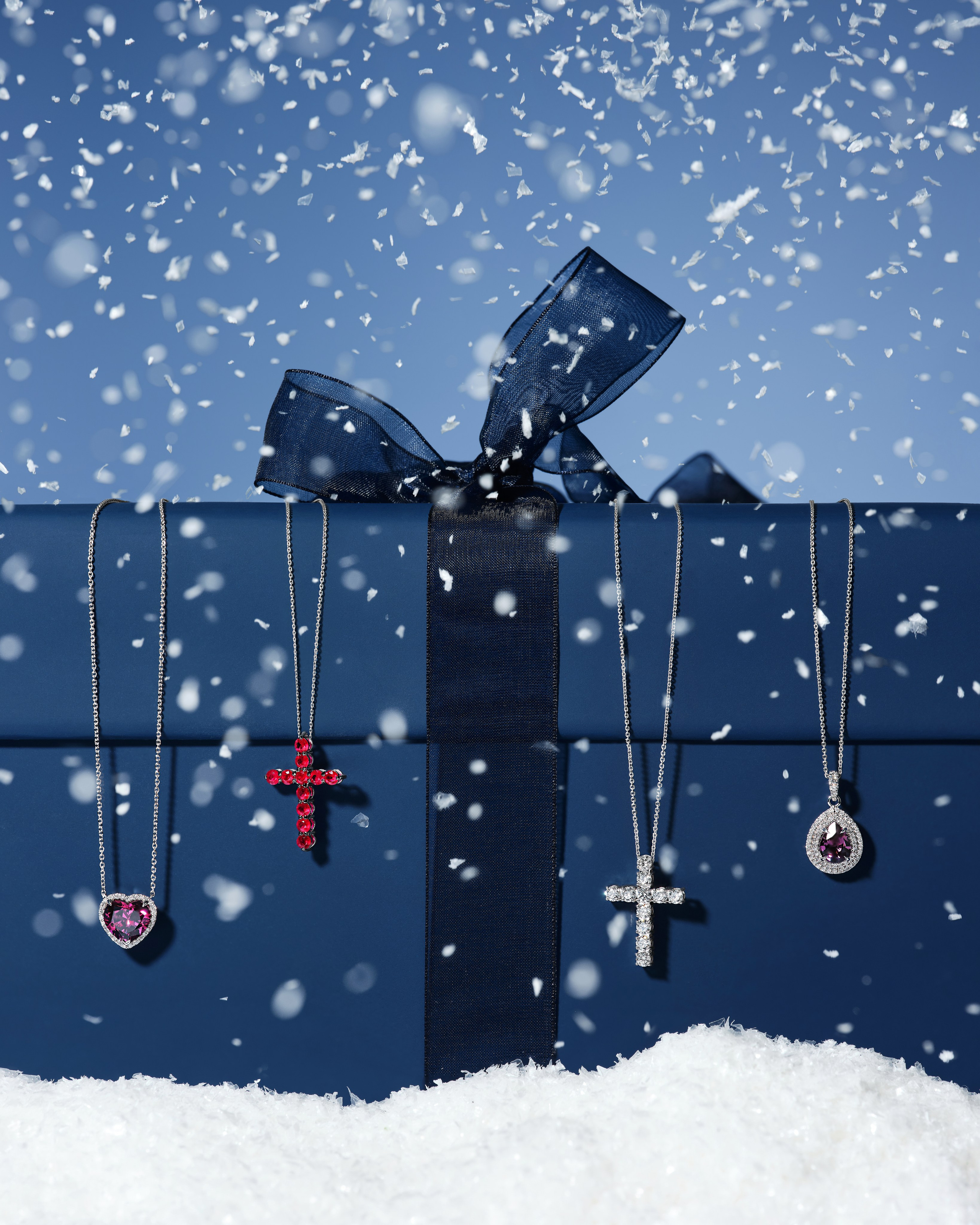 Фотосъемка ювелирных украшений. Предметный фотограф в Москве Анастасия Шаронина