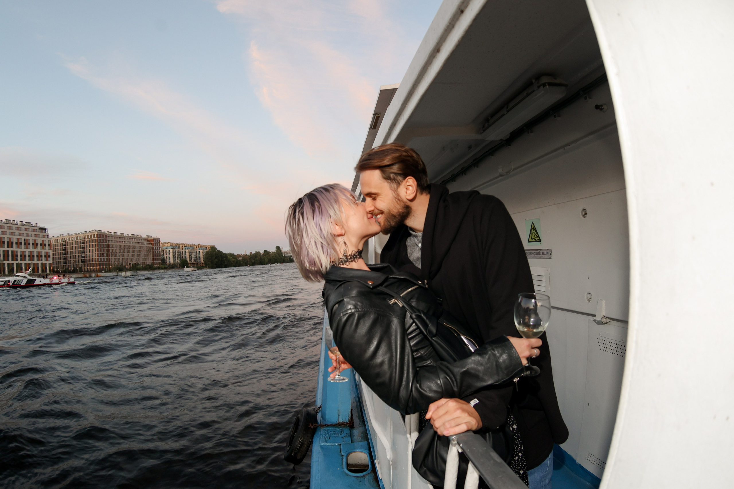 Gravity Project круизы. Репортажный и портретный фотограф в Санктпетербурге. Видиосъемка мероприятий в Санкт-Петербурге