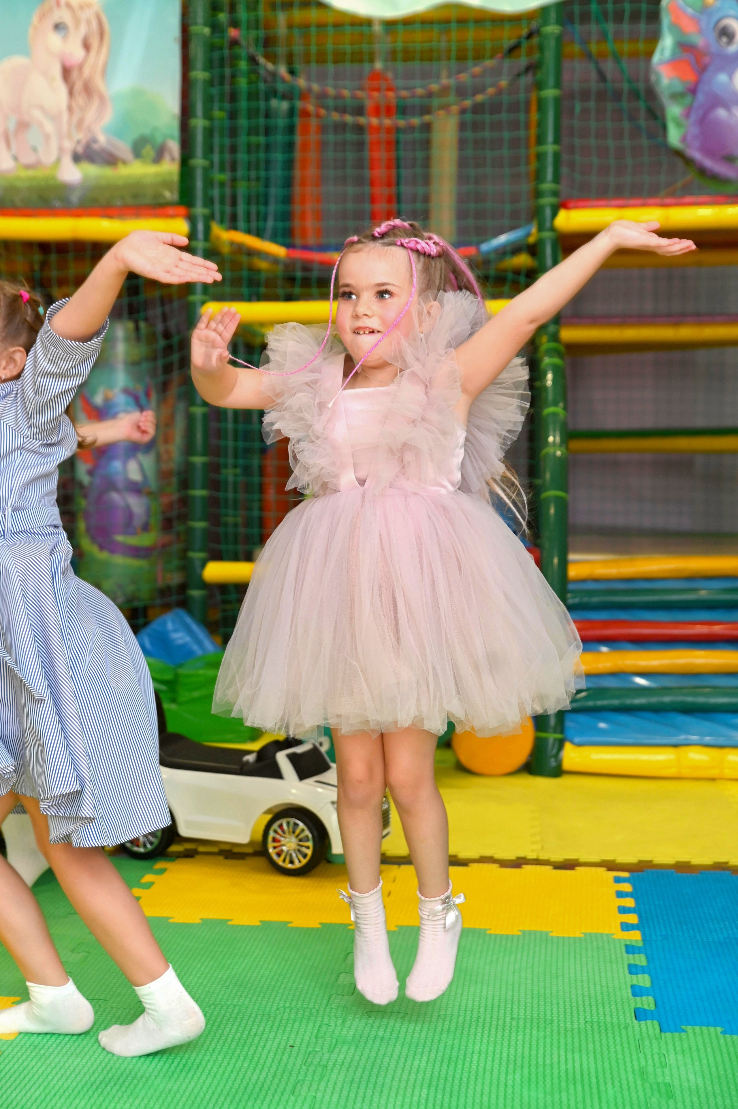 Игротека «Море Позитива». Я Ольга Казанцева, фотографирую снимаю ваши киноистории и печатаю фото и цифровые портреты на холсте