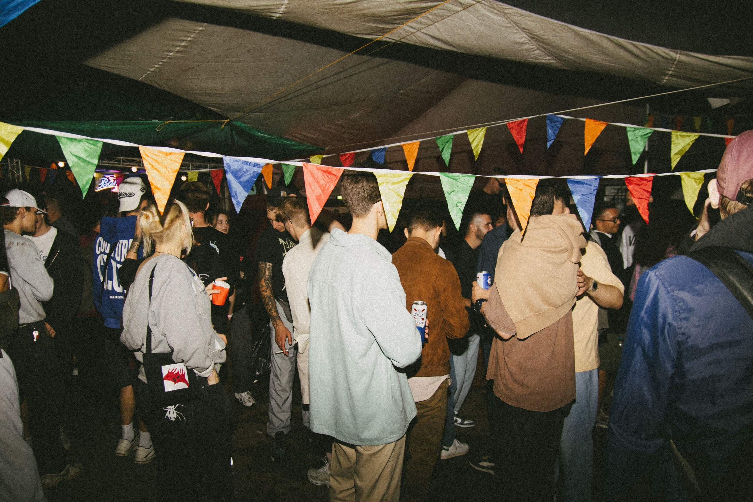 Тусовки. Фотограф Егор Огородов