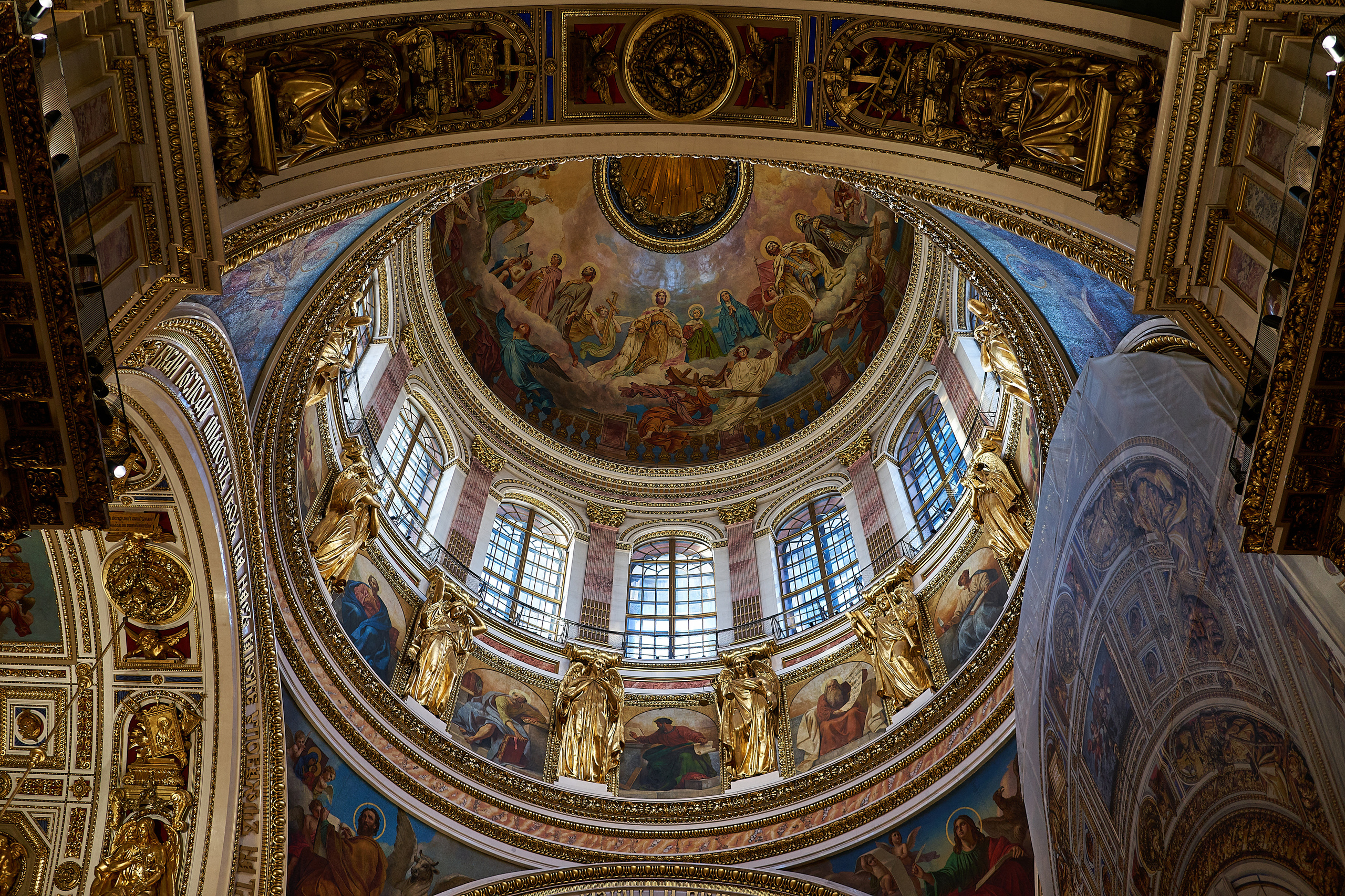 Saint Isaac's Cathedral | St. Petersburg