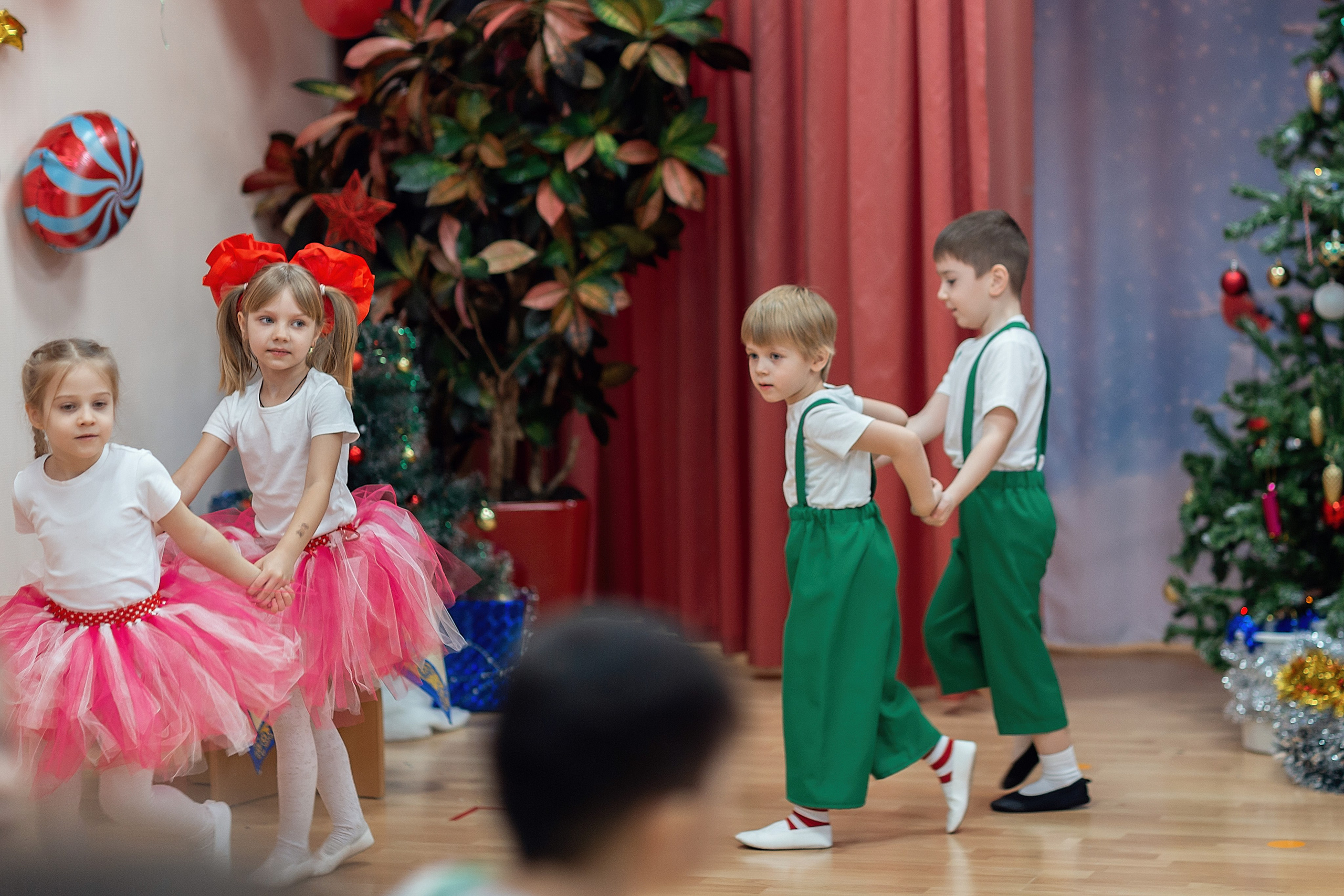 Утренник_"Карамельная фабрика» 2024. Семейный фотограф в Санкт-Петербурге