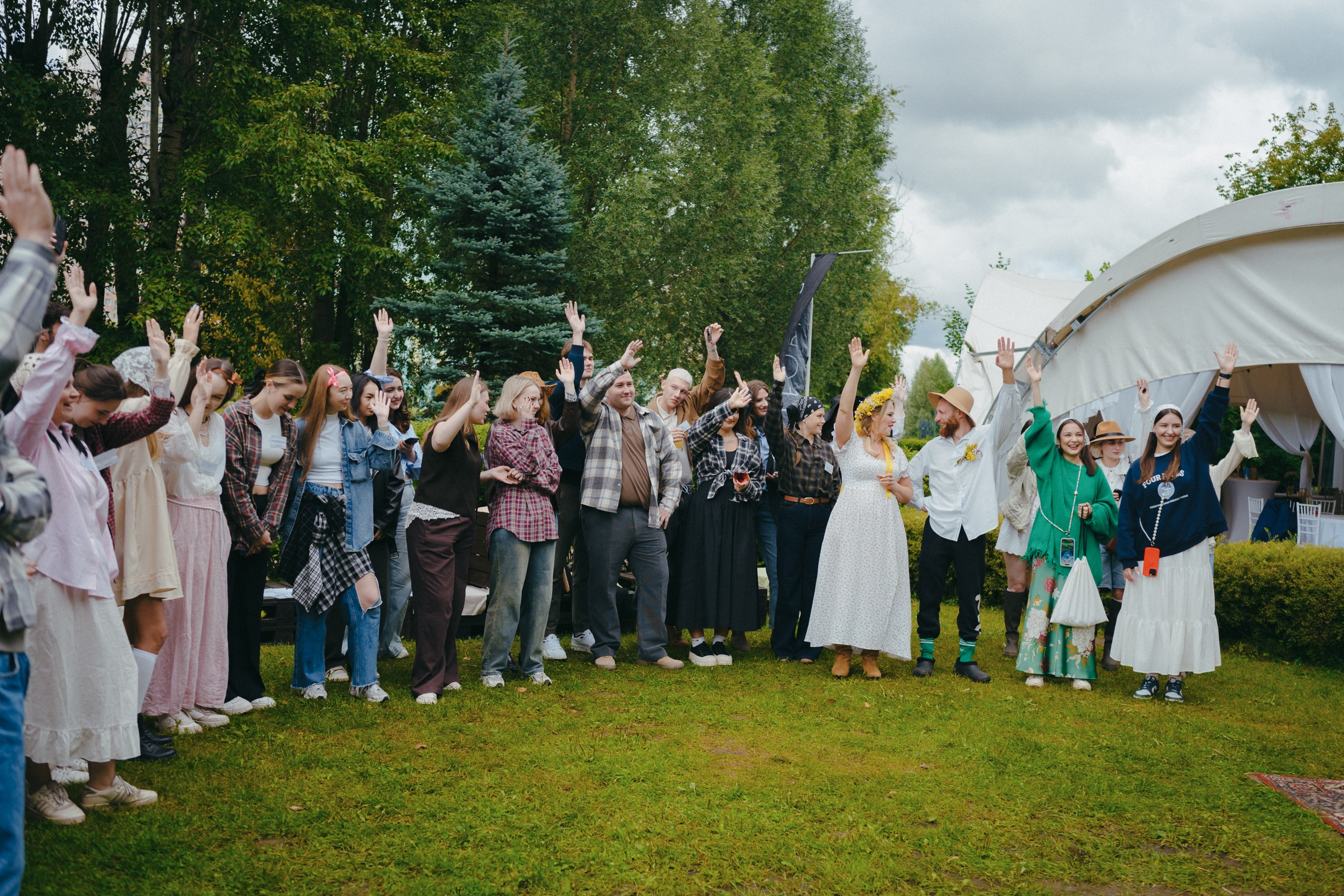 Корпоратив летом под открытым небом. Komonev